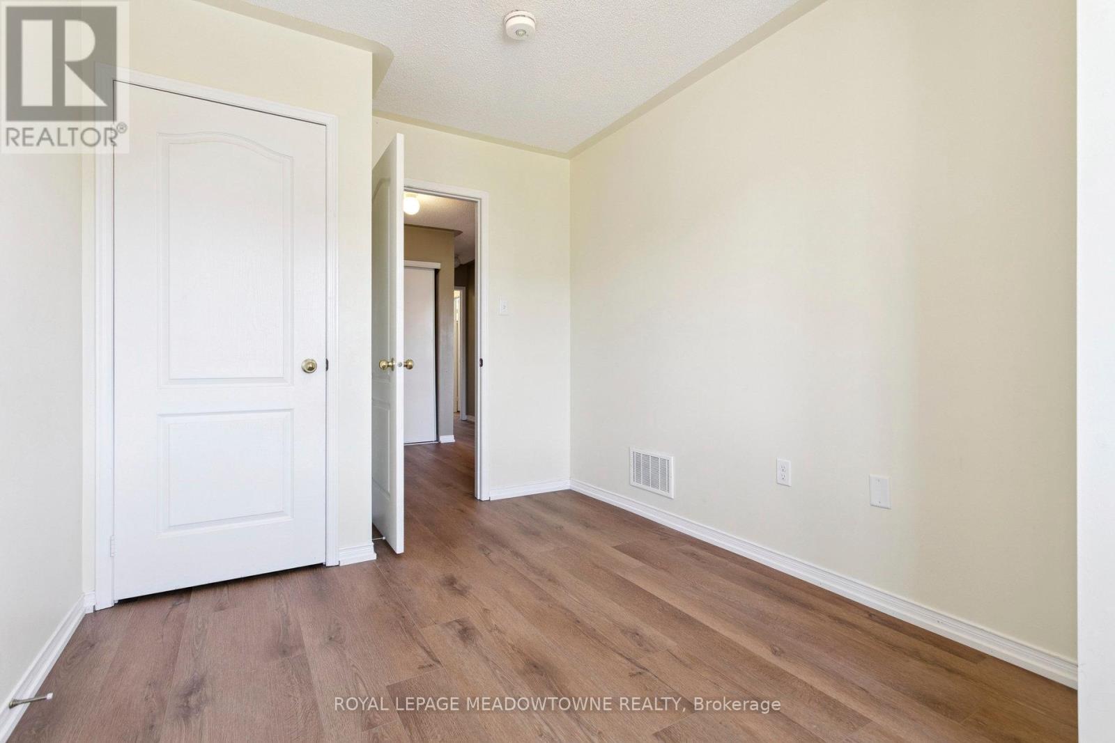 Upper - 132 Crystalview Crescent, Brampton, Ontario  L6P 2R8 - Photo 30 - W12466497