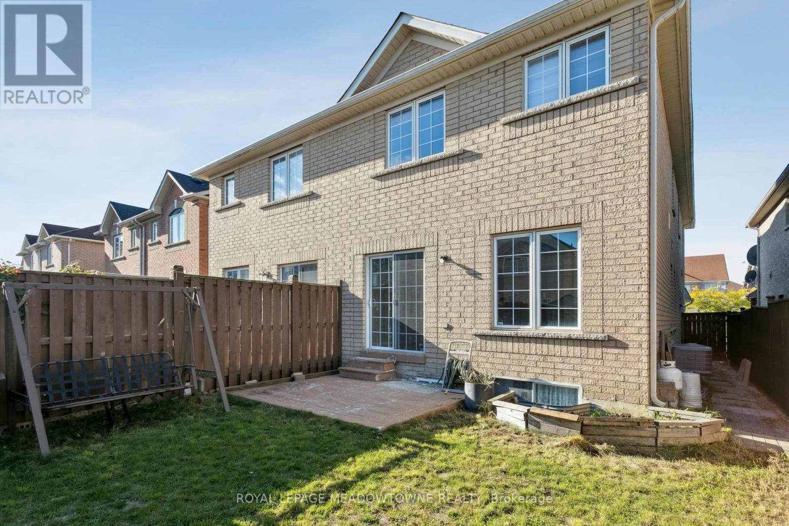 Upper - 132 Crystalview Crescent, Brampton, Ontario  L6P 2R8 - Photo 43 - W12466497