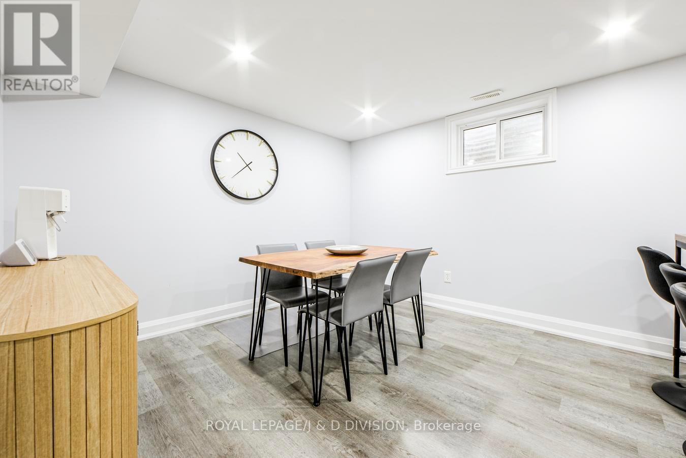 1432 Goldmar Drive, Mississauga, Ontario  L4X 1N5 - Photo 36 - W12466498