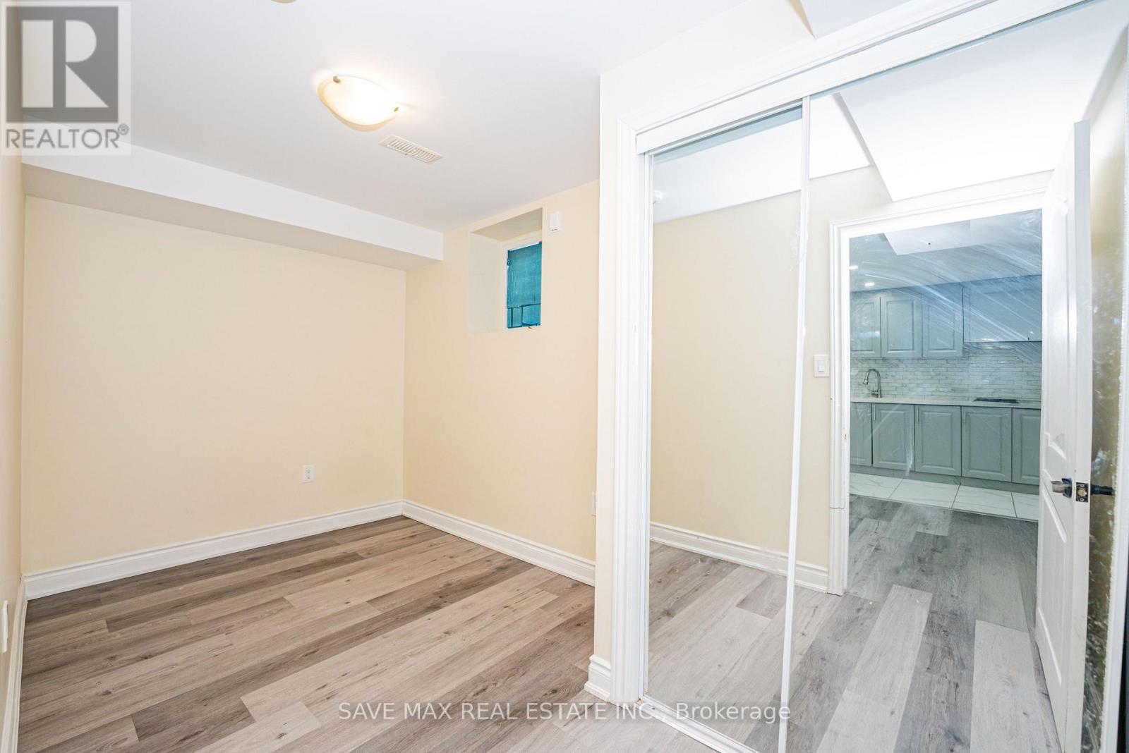 19 Boat Street, Brampton, Ontario  L7A 5C9 - Photo 13 - W12466513