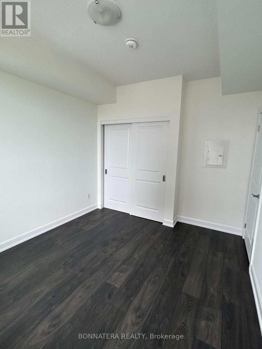 1405 - 3220 William Coltson Avenue, Oakville, Ontario  L6H 7C2 - Photo 15 - W12466517