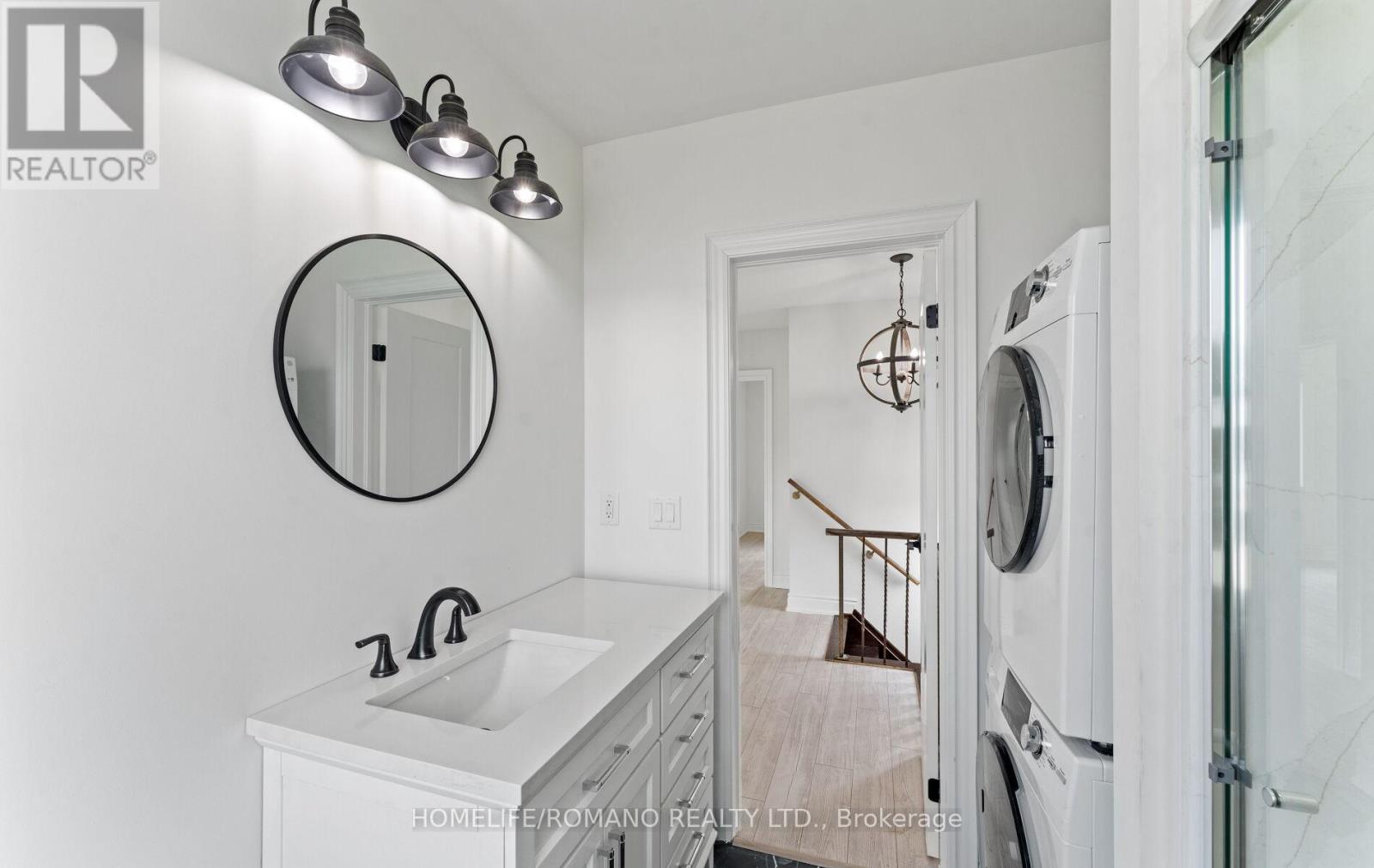 37 Donofree Road, Toronto, Ontario  M6L 2P4 - Photo 21 - W12466556