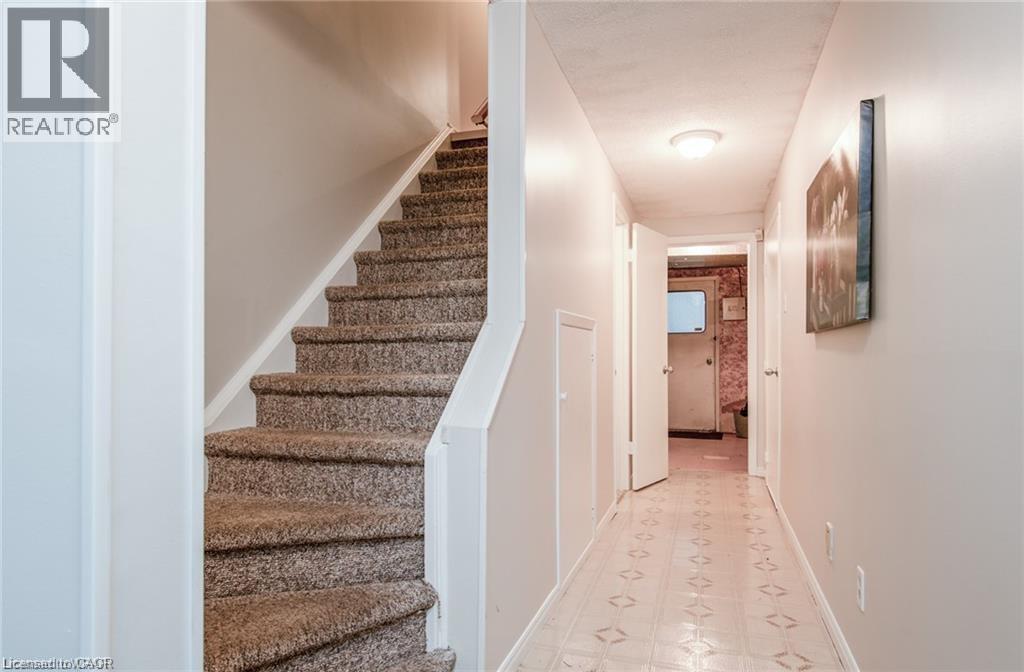 49 Cedarwoods Crescent Unit# 31, Waterloo, Ontario  N2C 2L1 - Photo 25 - 40779827
