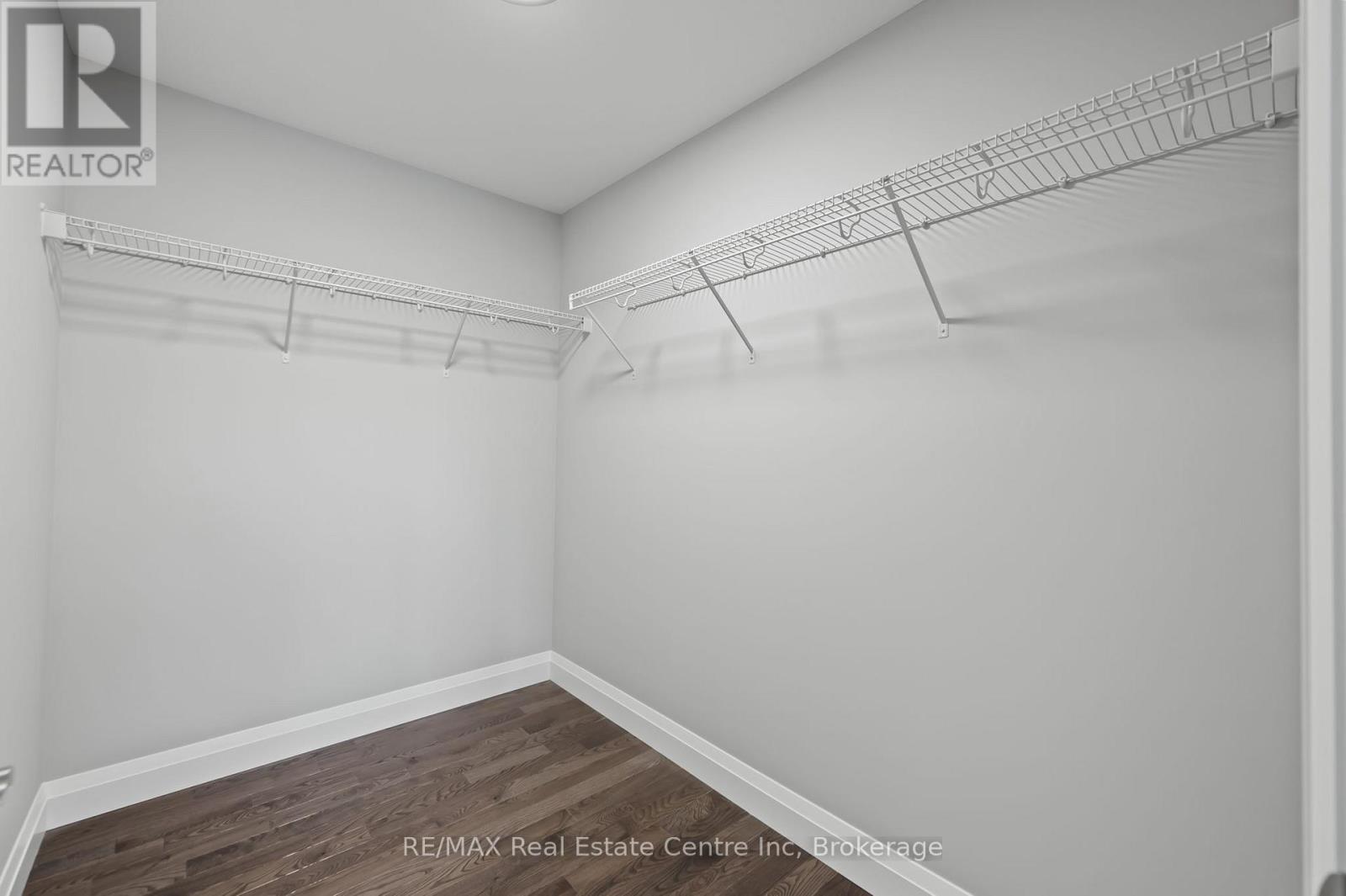 218 Bridge Crescent, Minto, Ontario  N0G 2P0 - Photo 21 - X12466616