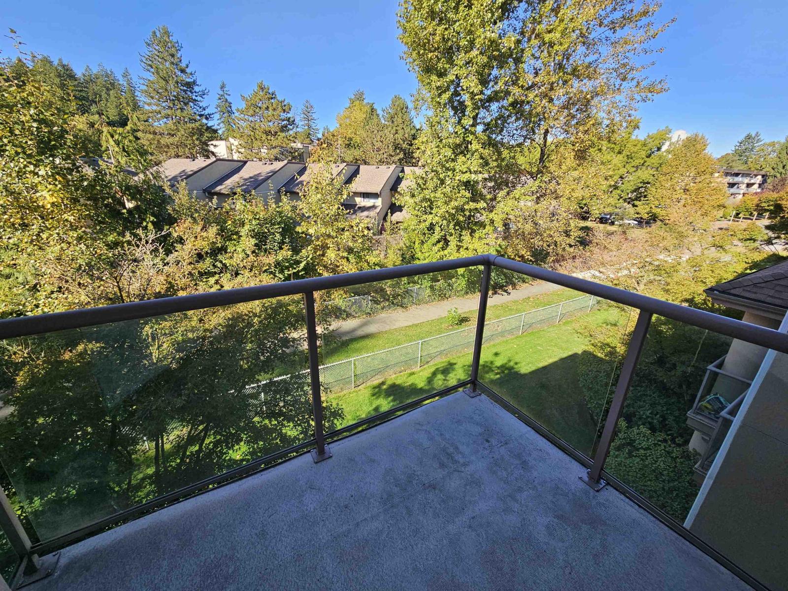302 14980 101a Avenue, Surrey, British Columbia  V3R 0T1 - Photo 6 - R3059162