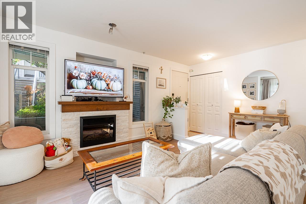 3 7428 Southwynde Avenue, Burnaby, British Columbia  V3N 0A1 - Photo 3 - R3057406