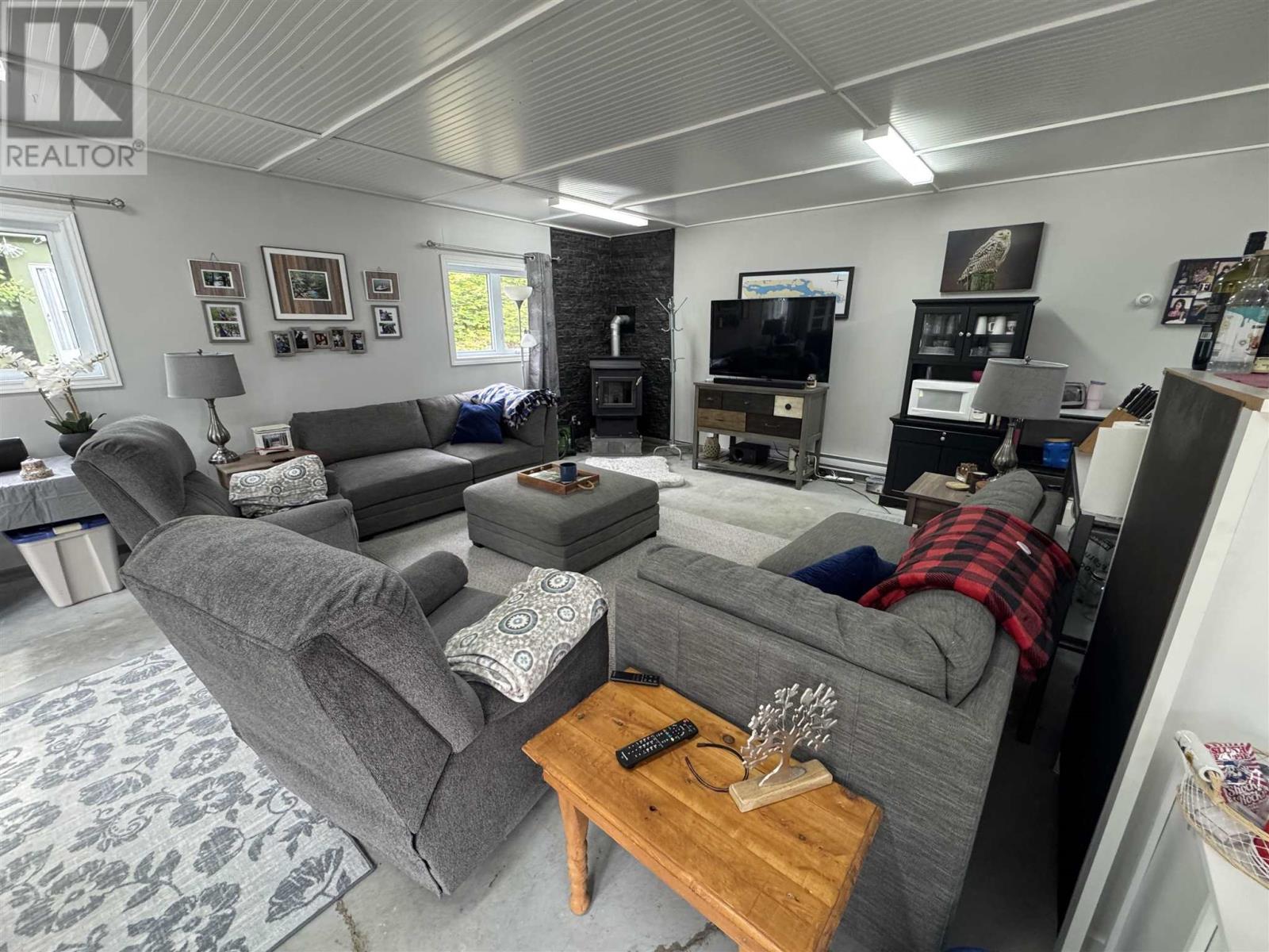 1076 Dunlop Shores Rd, Elliot Lake, Ontario  P5A 2S9 - Photo 16 - SM252997