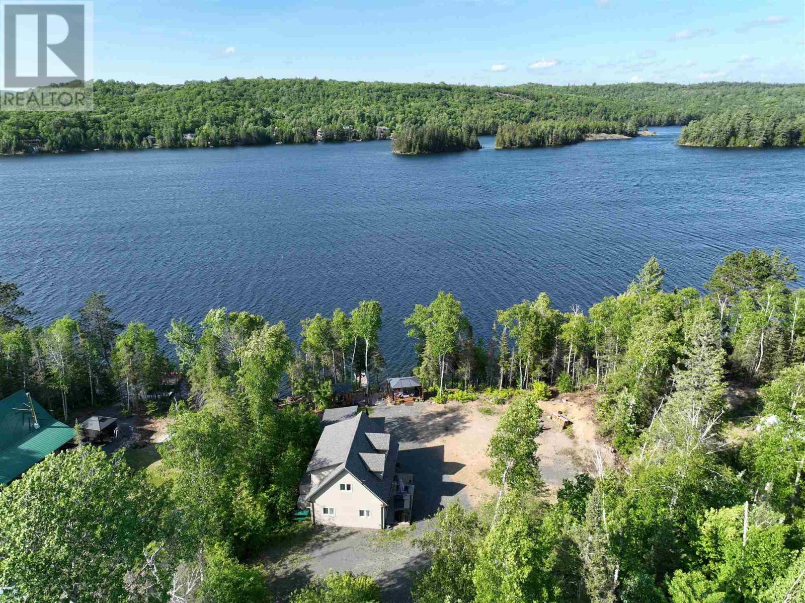 1076 Dunlop Shores Rd, Elliot Lake, Ontario  P5A 2S9 - Photo 3 - SM252997