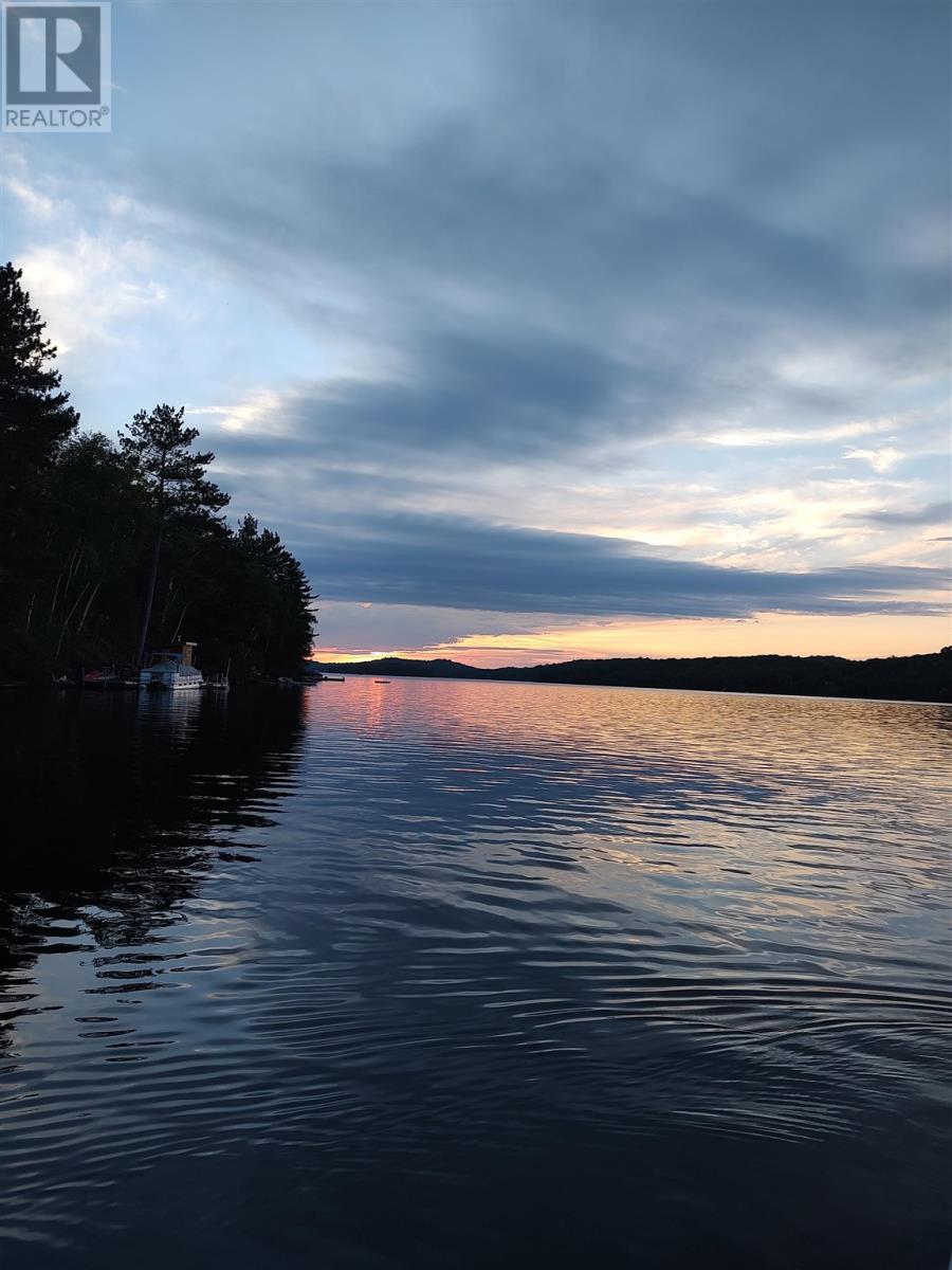 1076 Dunlop Shores Rd, Elliot Lake, Ontario  P5A 2S9 - Photo 30 - SM252997