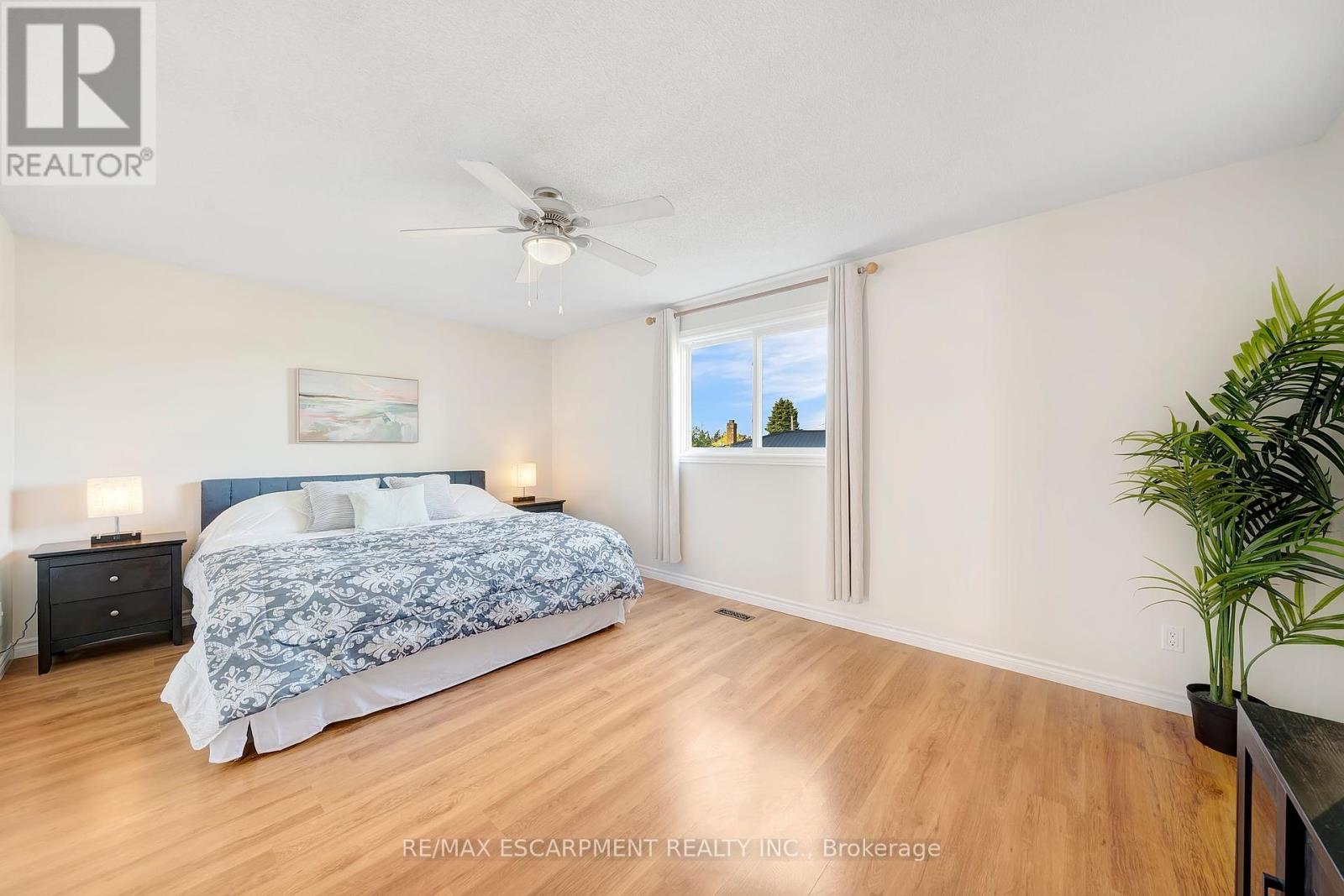 141 Templemead Drive, Hamilton, Ontario  L8W 3G4 - Photo 15 - X12466519