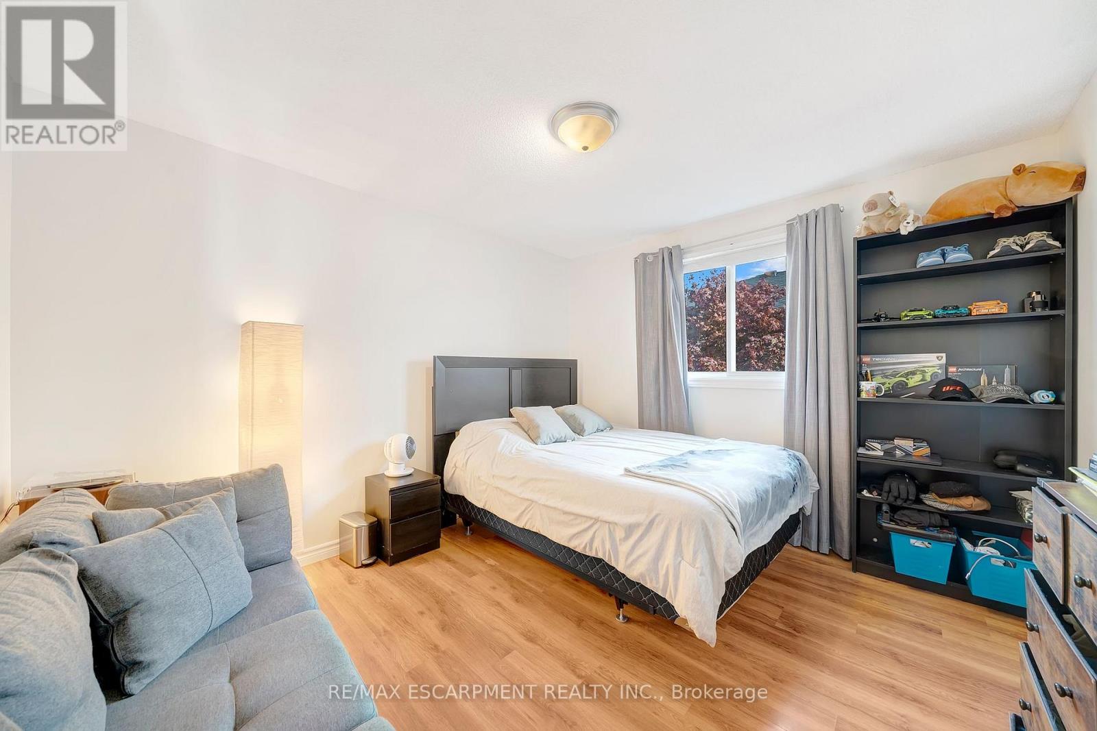 141 Templemead Drive, Hamilton, Ontario  L8W 3G4 - Photo 20 - X12466519