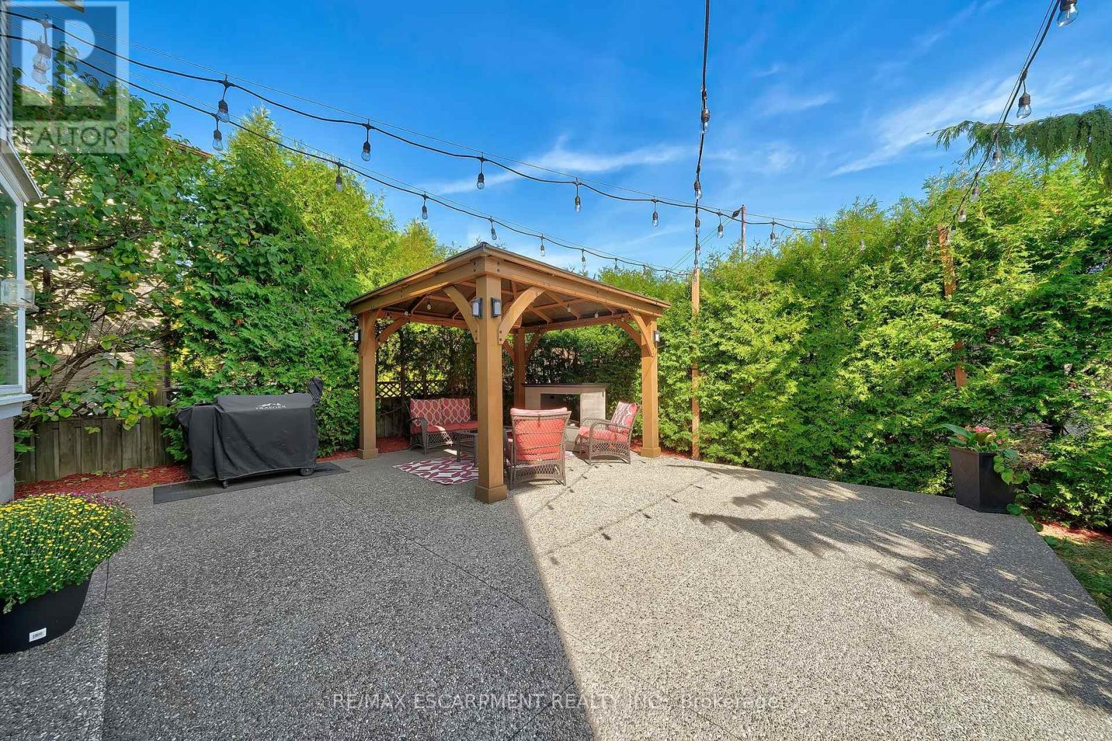 141 Templemead Drive, Hamilton, Ontario  L8W 3G4 - Photo 27 - X12466519