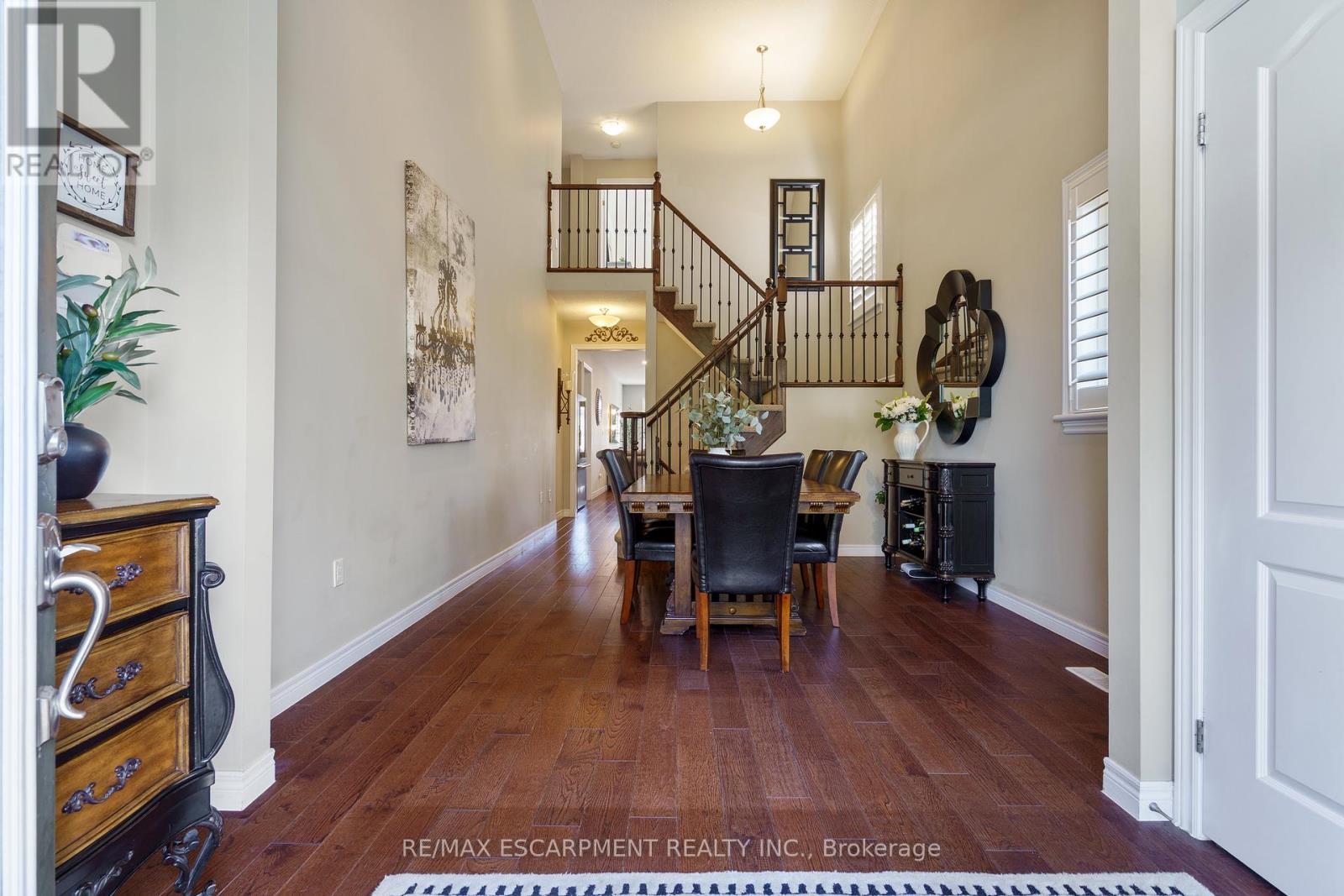 21 Shade Forest Trail, Hamilton, Ontario  L9B 0E5 - Photo 4 - X12466529