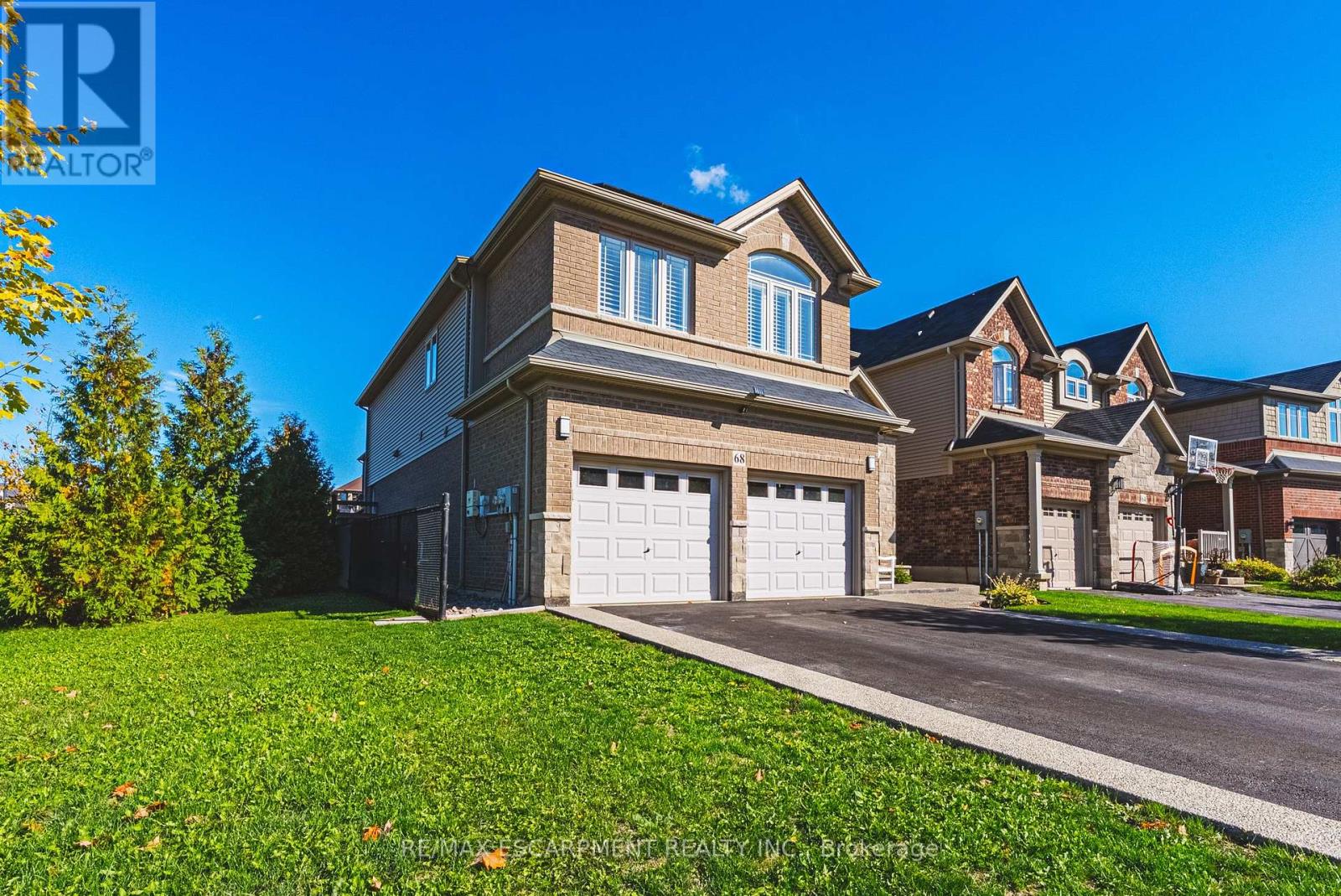 68 Kinsman Drive, Hamilton, Ontario  L0R 1C0 - Photo 4 - X12466535