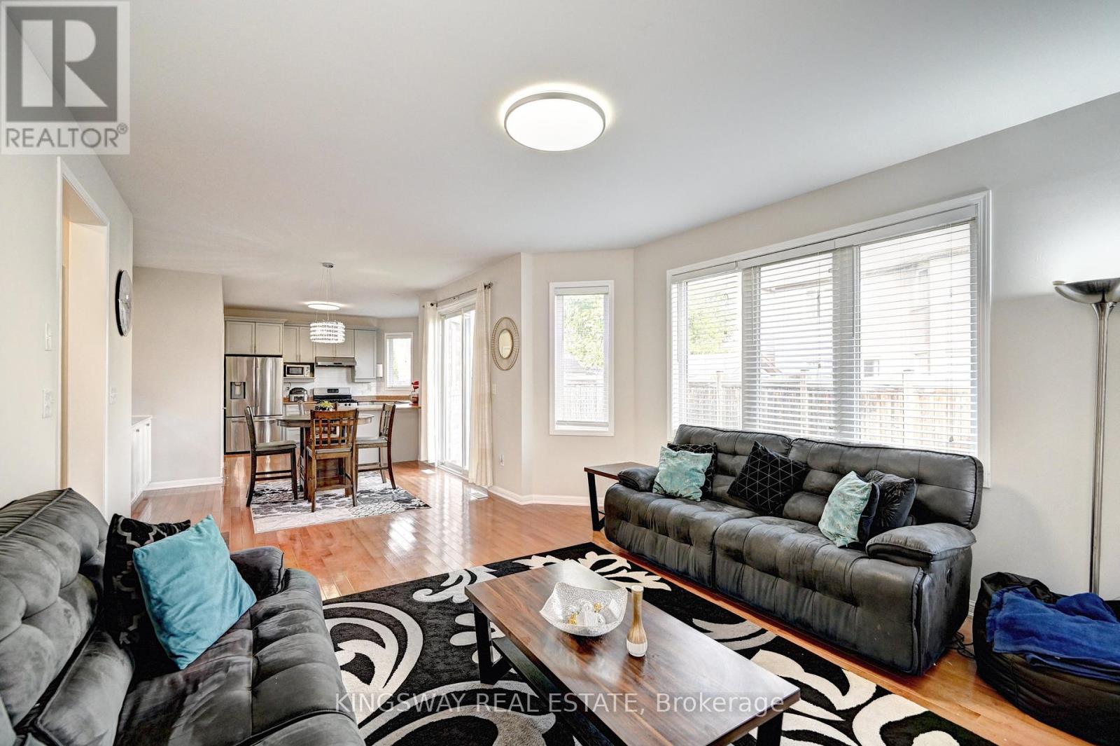 32 Weir Street, Cambridge, Ontario  N3C 0B9 - Photo 13 - X12466539