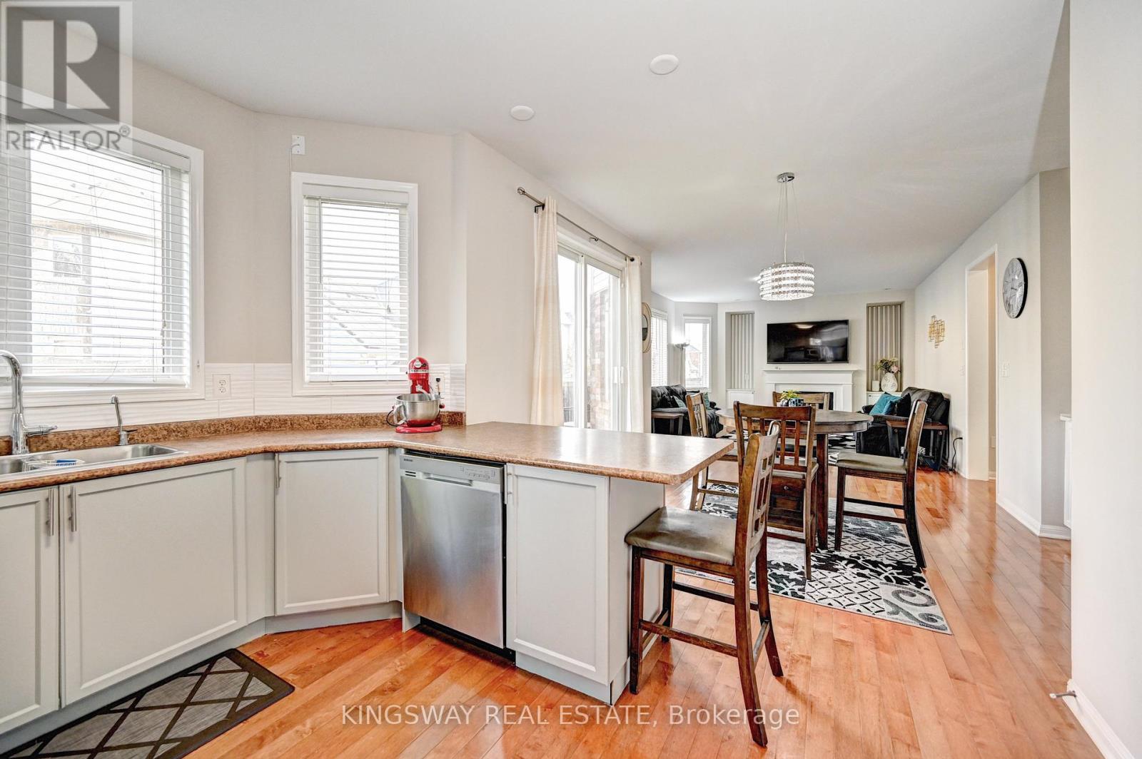 32 Weir Street, Cambridge, Ontario  N3C 0B9 - Photo 20 - X12466539