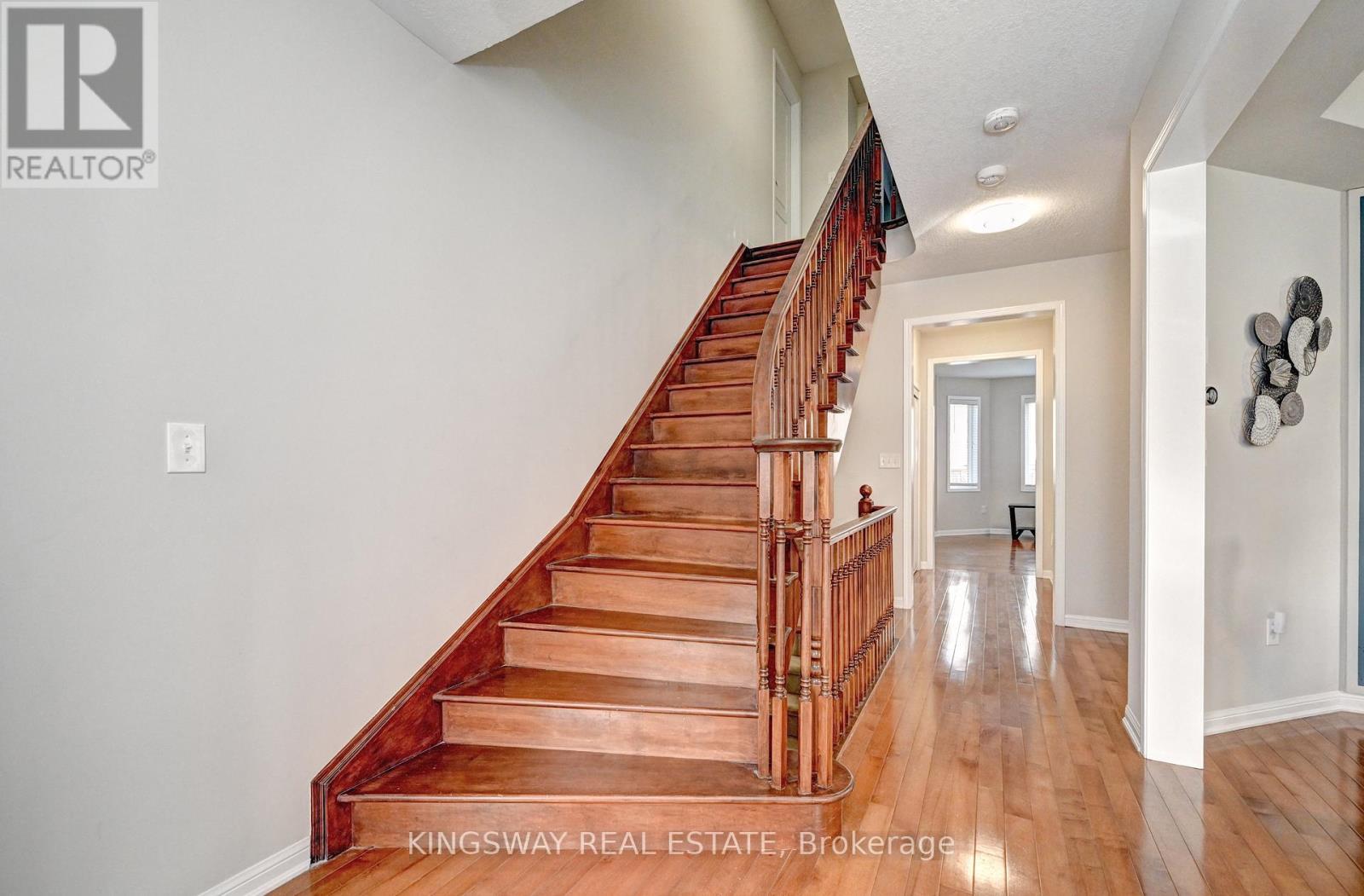 32 Weir Street, Cambridge, Ontario  N3C 0B9 - Photo 21 - X12466539