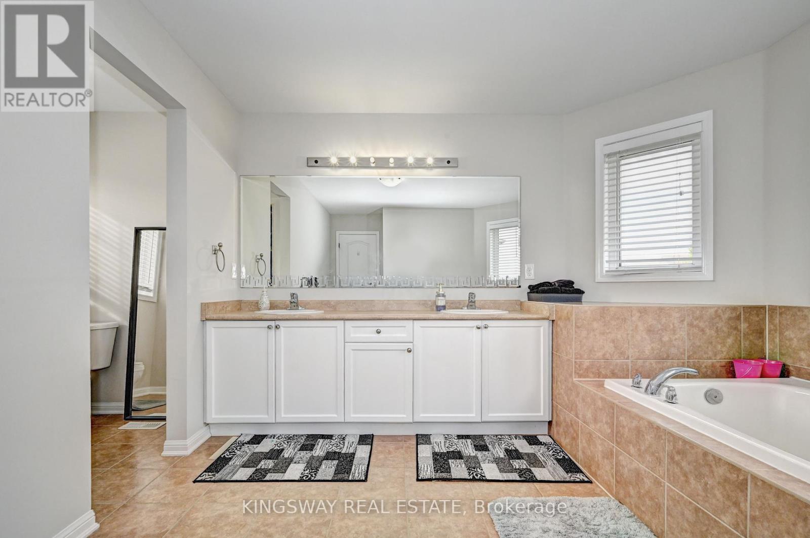 32 Weir Street, Cambridge, Ontario  N3C 0B9 - Photo 23 - X12466539