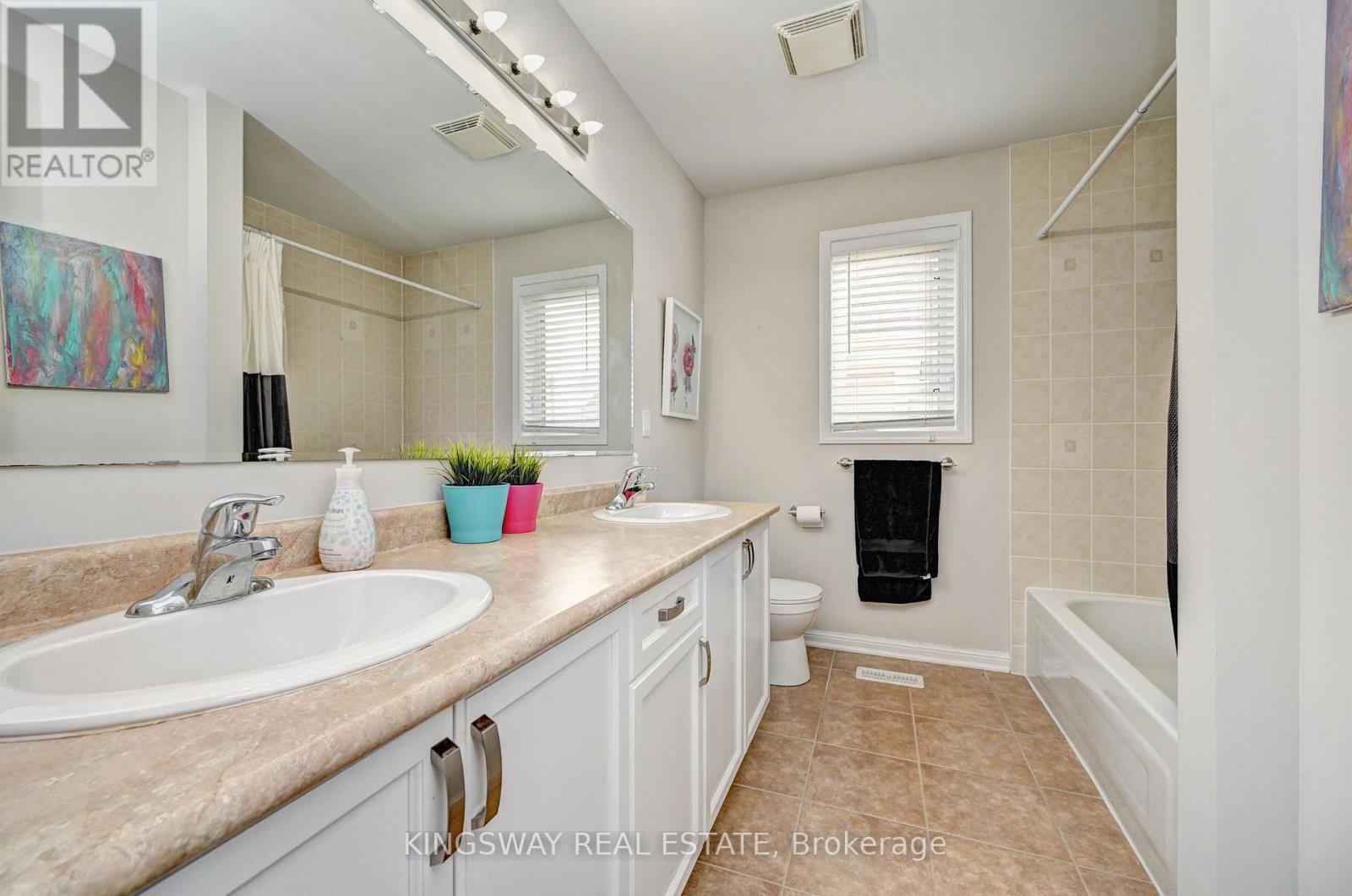 32 Weir Street, Cambridge, Ontario  N3C 0B9 - Photo 25 - X12466539