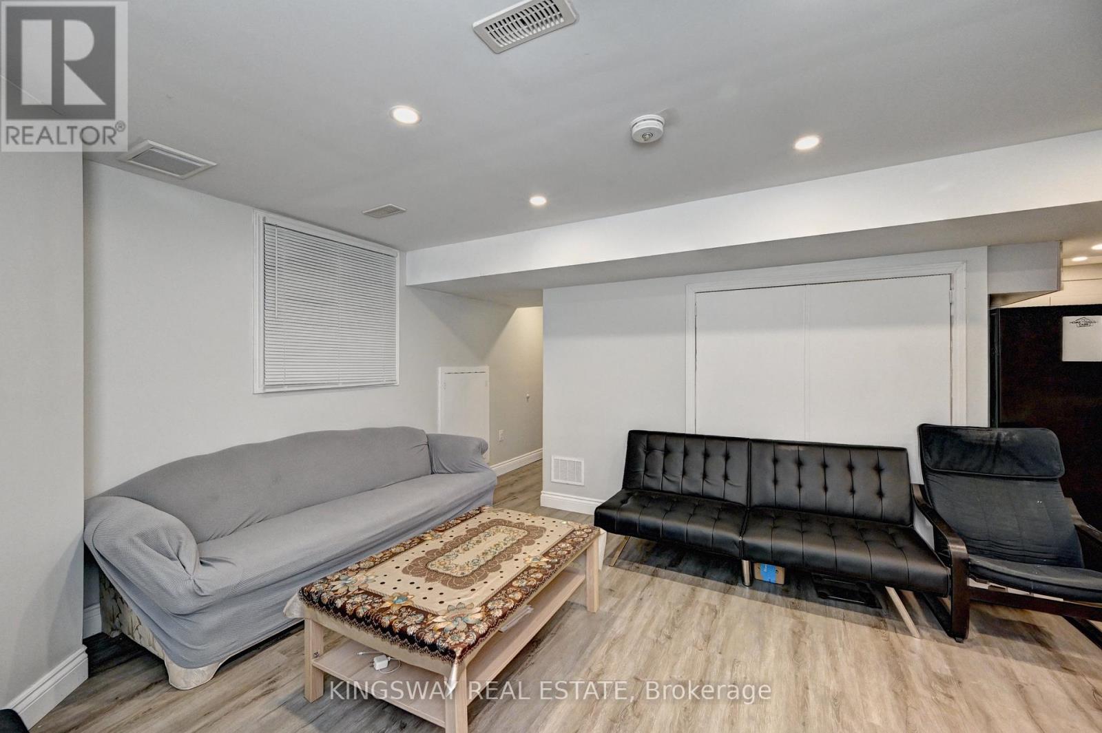 32 Weir Street, Cambridge, Ontario  N3C 0B9 - Photo 38 - X12466539