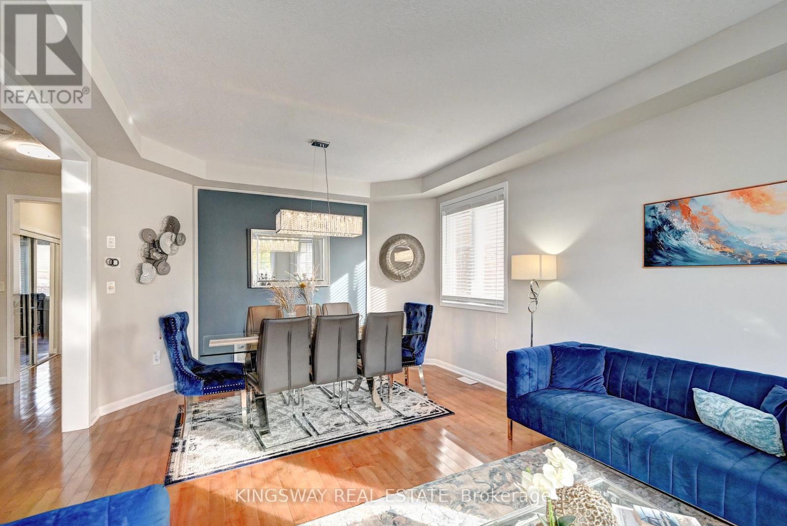 32 Weir Street, Cambridge, Ontario  N3C 0B9 - Photo 5 - X12466539