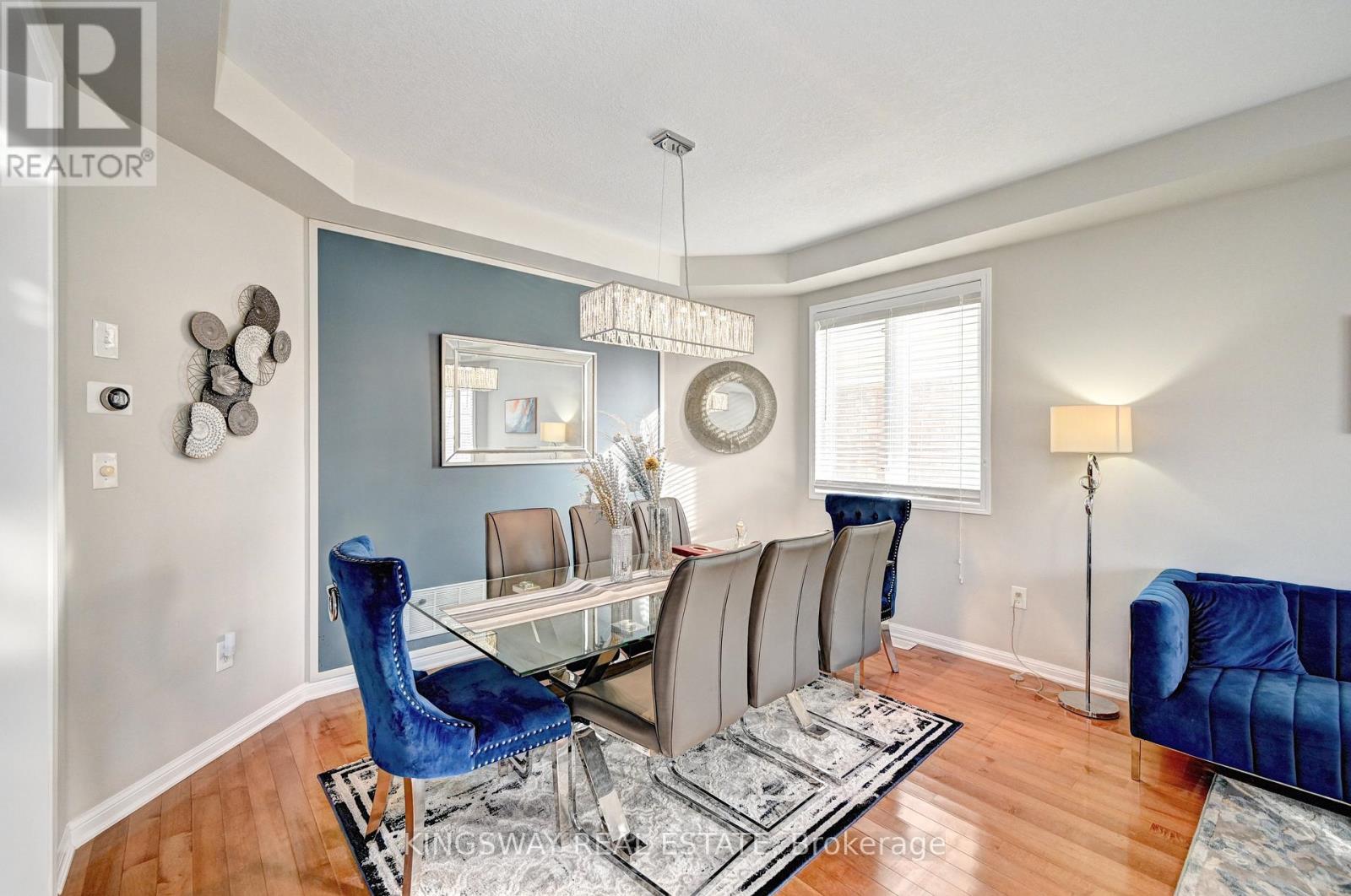 32 Weir Street, Cambridge, Ontario  N3C 0B9 - Photo 7 - X12466539