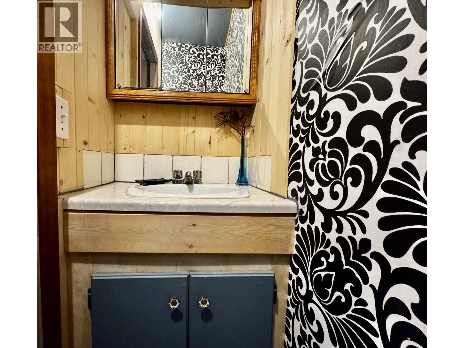 7048 S Netherland Road, Lone Butte, British Columbia  V0K 1X0 - Photo 18 - R3004060