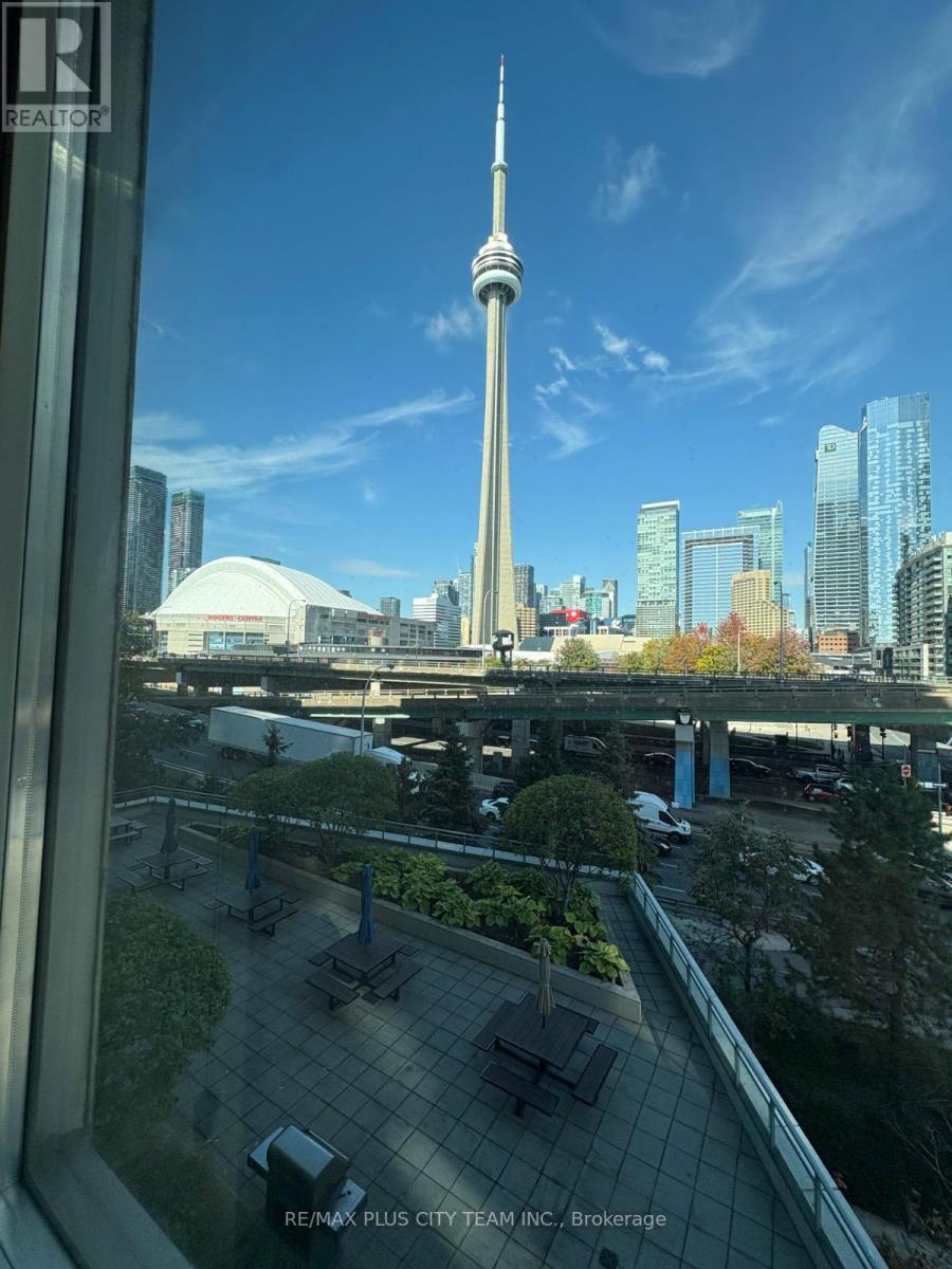 502 - 228 Queens Quay W, Toronto, Ontario  M5J 2X1 - Photo 18 - C12404901