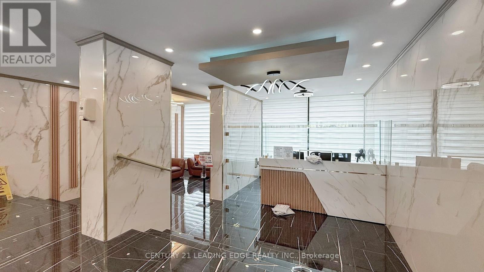 1202 - 10 Sunny Glenway, Toronto, Ontario  M3C 2Z3 - Photo 4 - C12466090