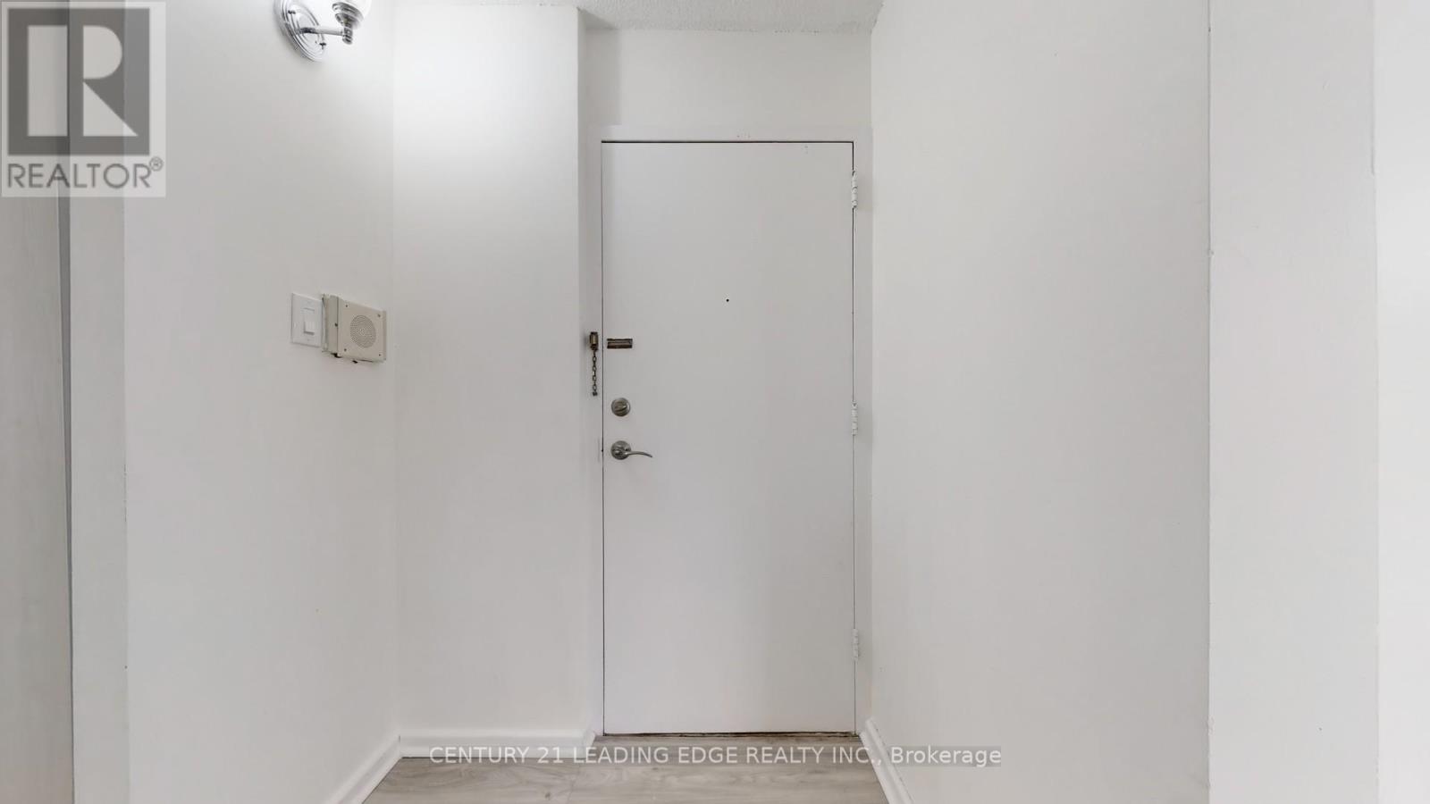 1202 - 10 Sunny Glenway, Toronto, Ontario  M3C 2Z3 - Photo 7 - C12466090