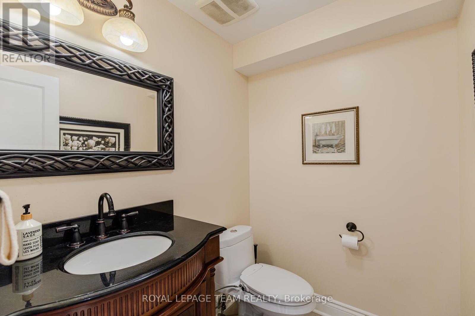 313 Eckerson Street, Ottawa, Ontario  K2S 0K8 - Photo 20 - X12336745