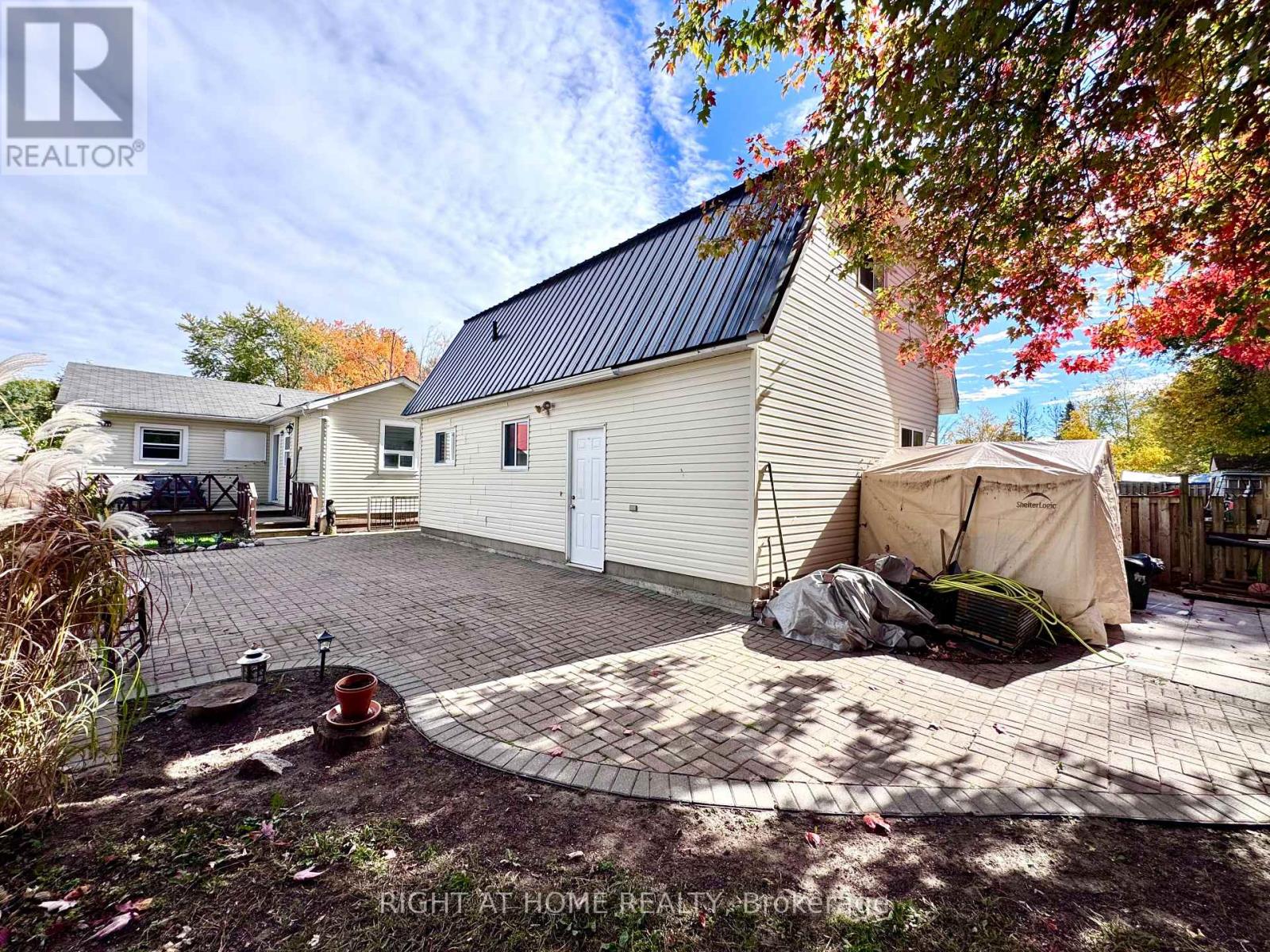 3392 Coronation Avenue, Severn (West Shore), Ontario  L0K 1G0 - Photo 41 - S12368266