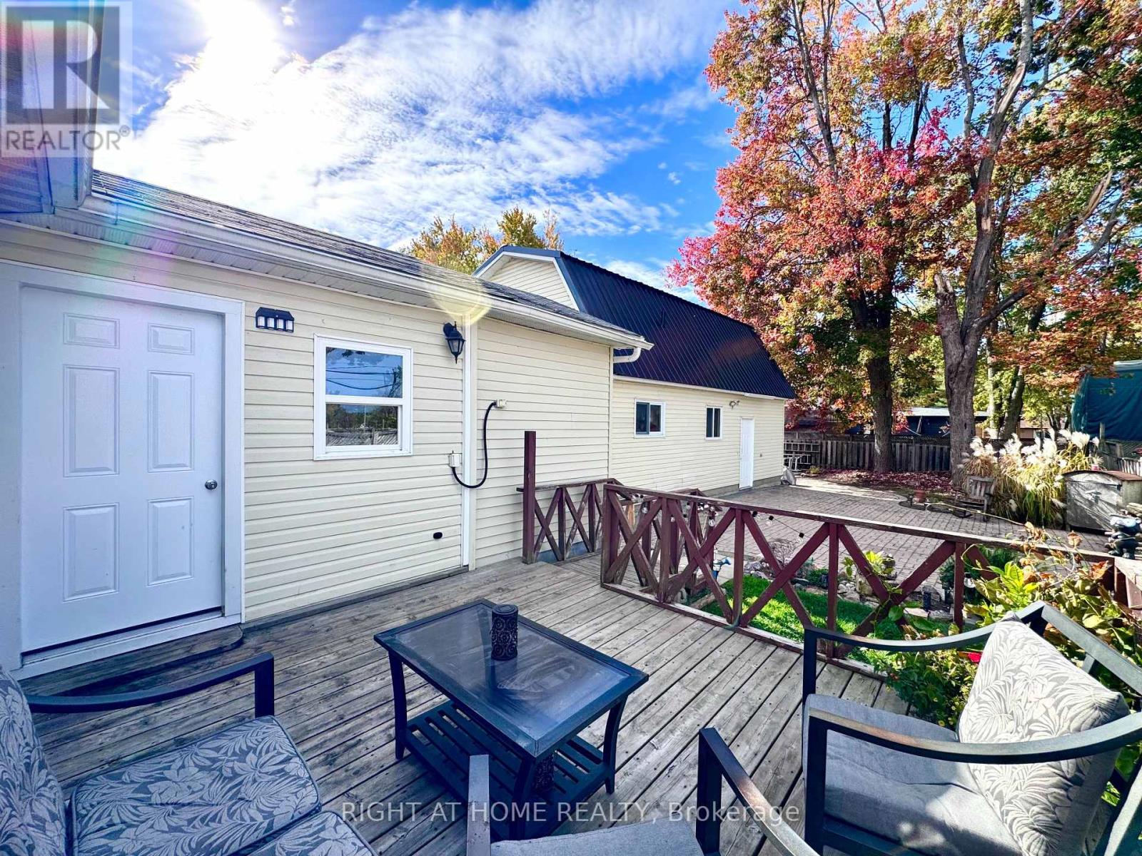3392 Coronation Avenue, Severn (West Shore), Ontario  L0K 1G0 - Photo 45 - S12368266
