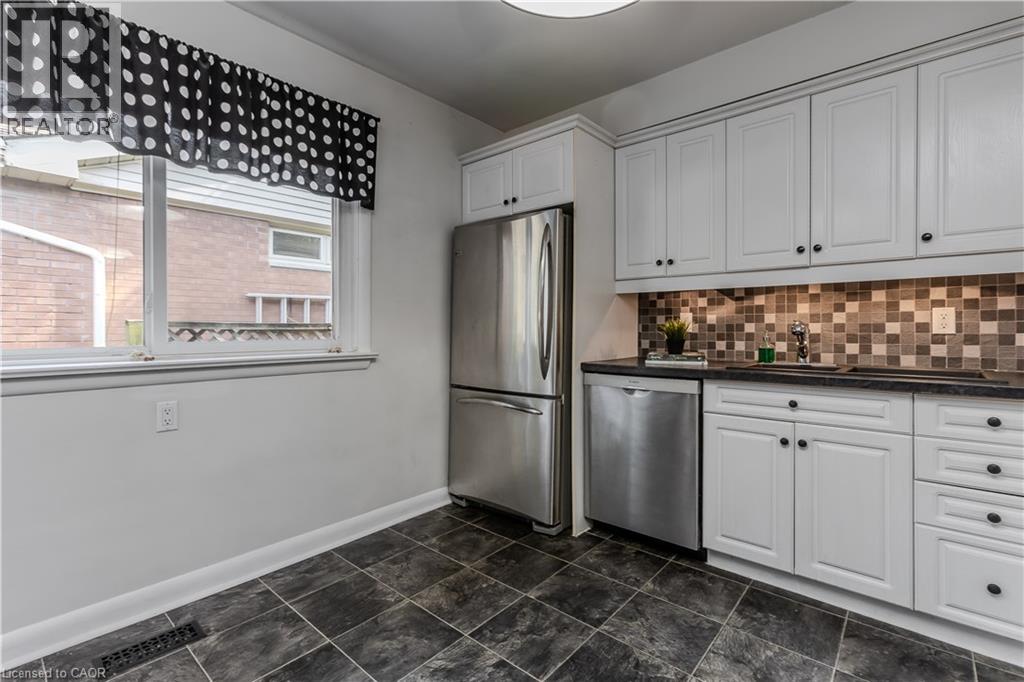 1420 Alfred Crescent, Burlington, Ontario  L7S 1K7 - Photo 10 - 40769780