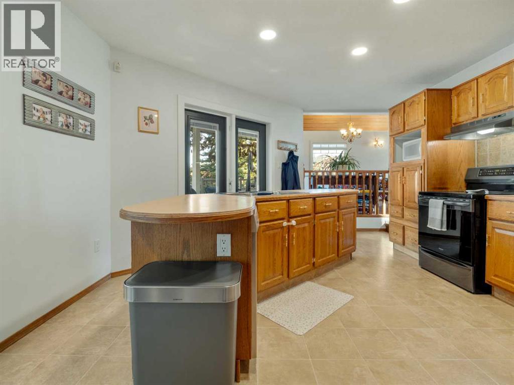 152 Coachwood Point W, Lethbridge, Alberta  T1K 6A5 - Photo 17 - A2265009