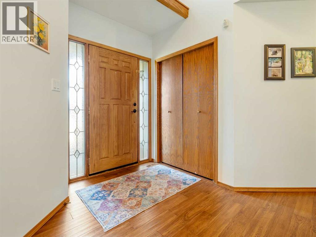 152 Coachwood Point W, Lethbridge, Alberta  T1K 6A5 - Photo 4 - A2265009