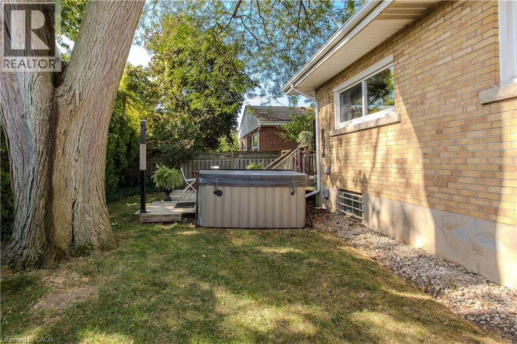 1420 Alfred Crescent, Burlington, Ontario  L7S 1K7 - Photo 25 - 40769780