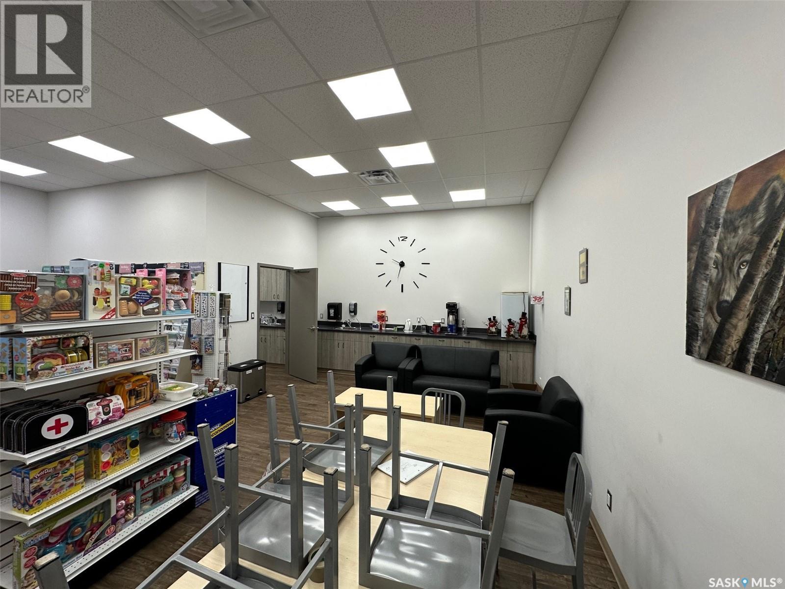 102-124 Main Street, Lafleche, Saskatchewan  S0H 2K0 - Photo 11 - SK020992