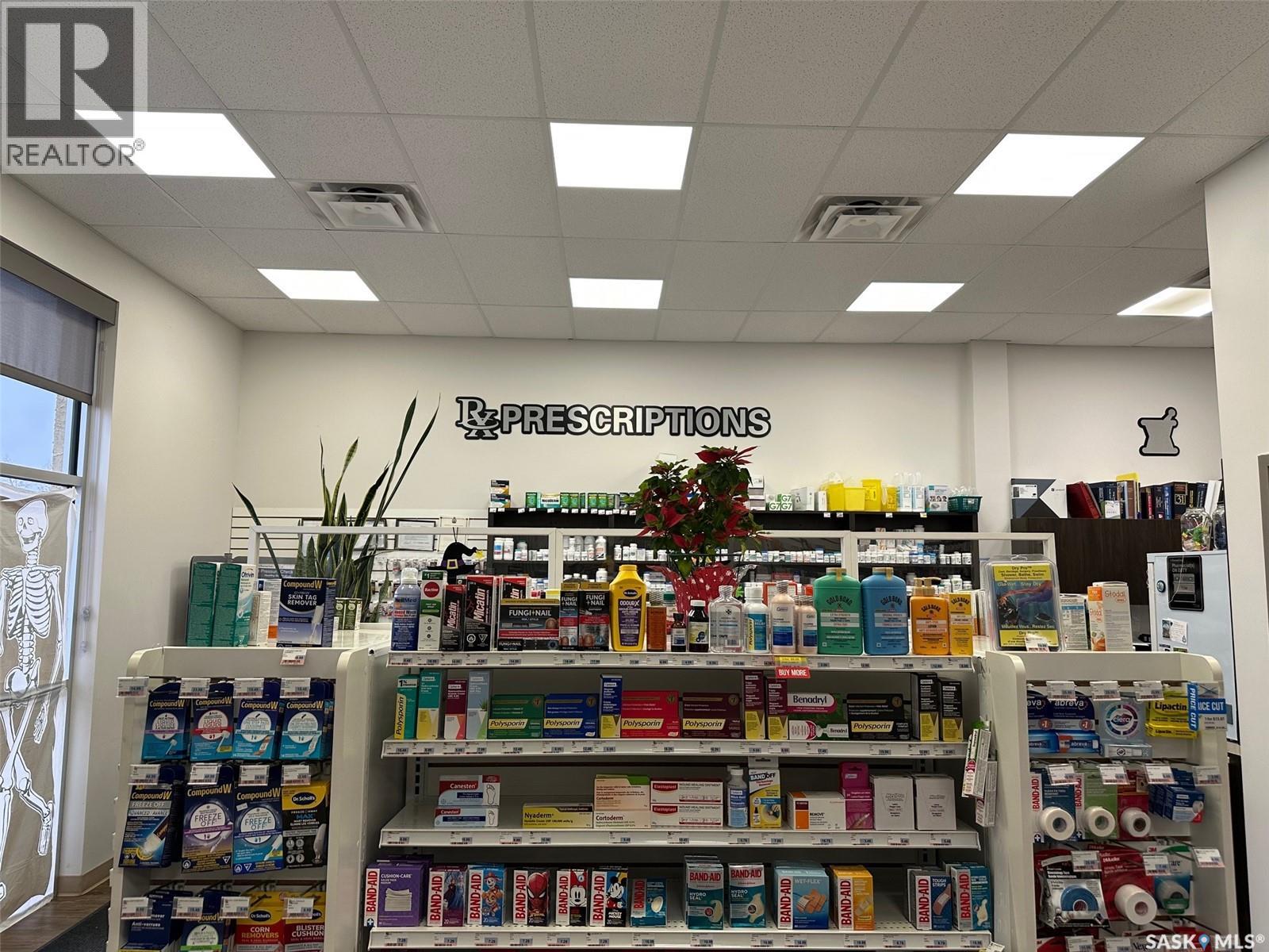 102-124 Main Street, Lafleche, Saskatchewan  S0H 2K0 - Photo 7 - SK020992