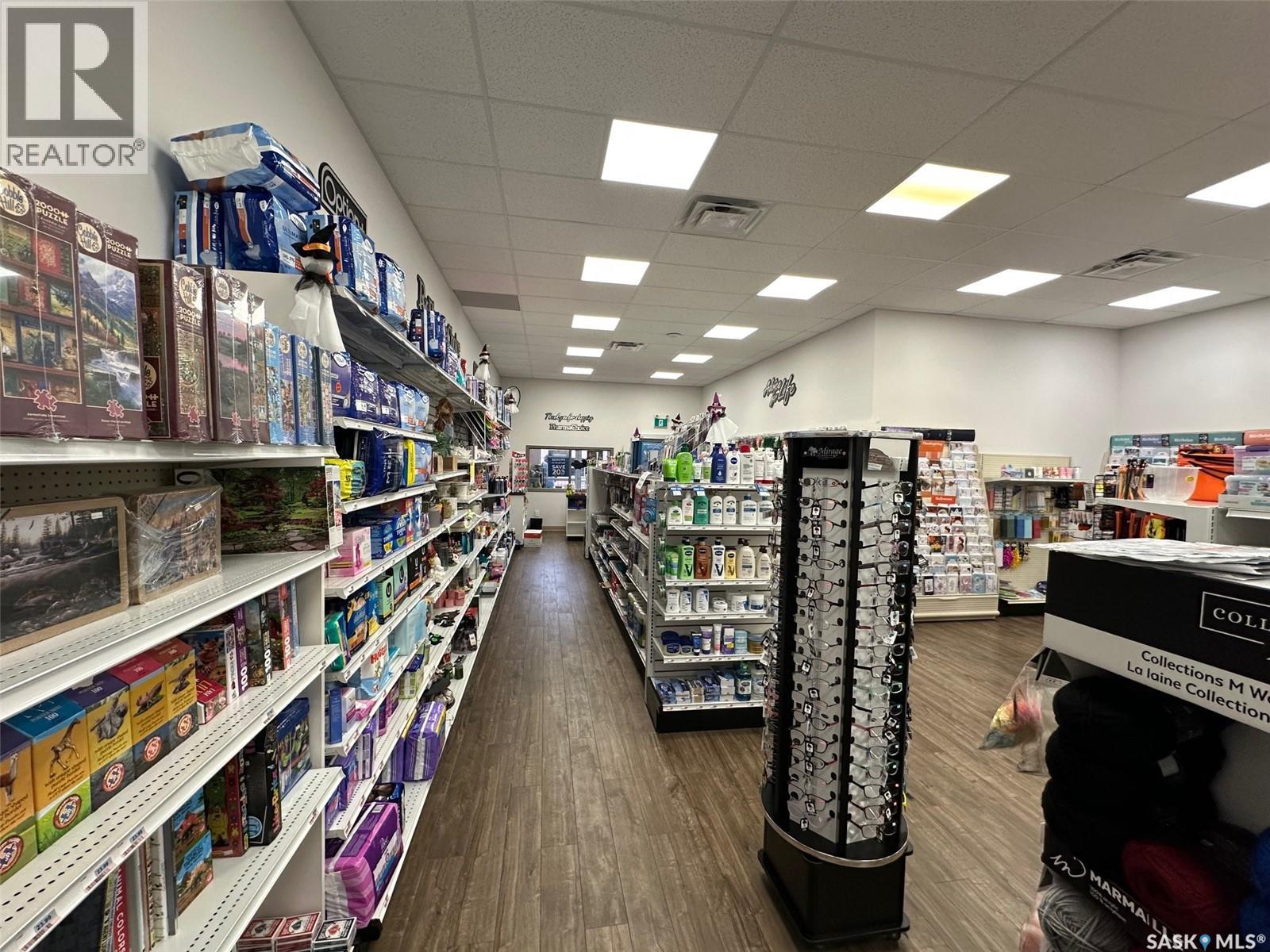 102-124 Main Street, Lafleche, Saskatchewan  S0H 2K0 - Photo 9 - SK020992