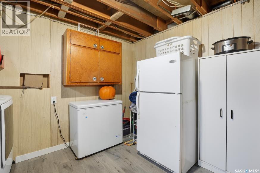 2104 Clarence Avenue S, Saskatoon, Saskatchewan  S7J 1L5 - Photo 27 - SK020971
