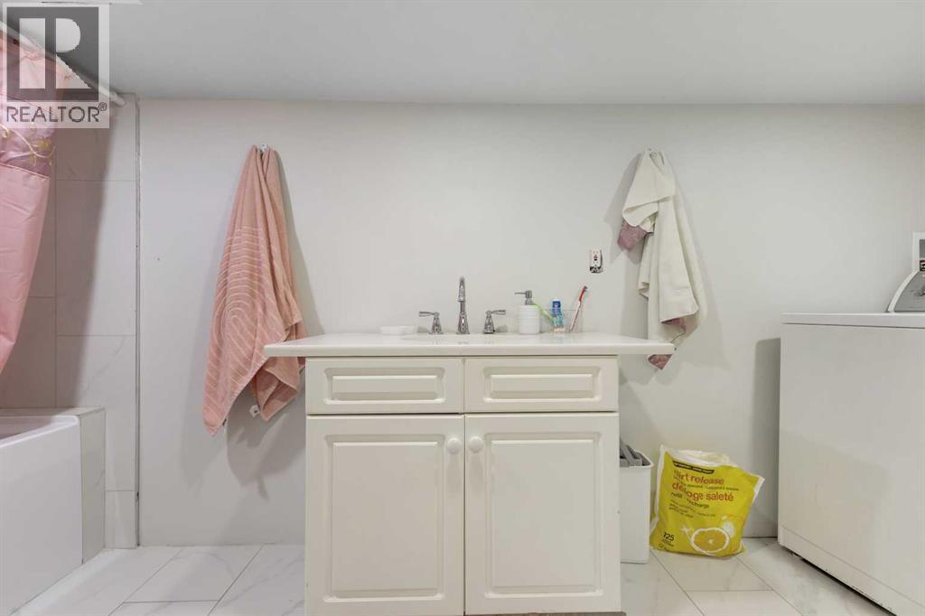 12 Templehill Bay Ne, Calgary, Alberta  T1Y 4C7 - Photo 38 - A2260307