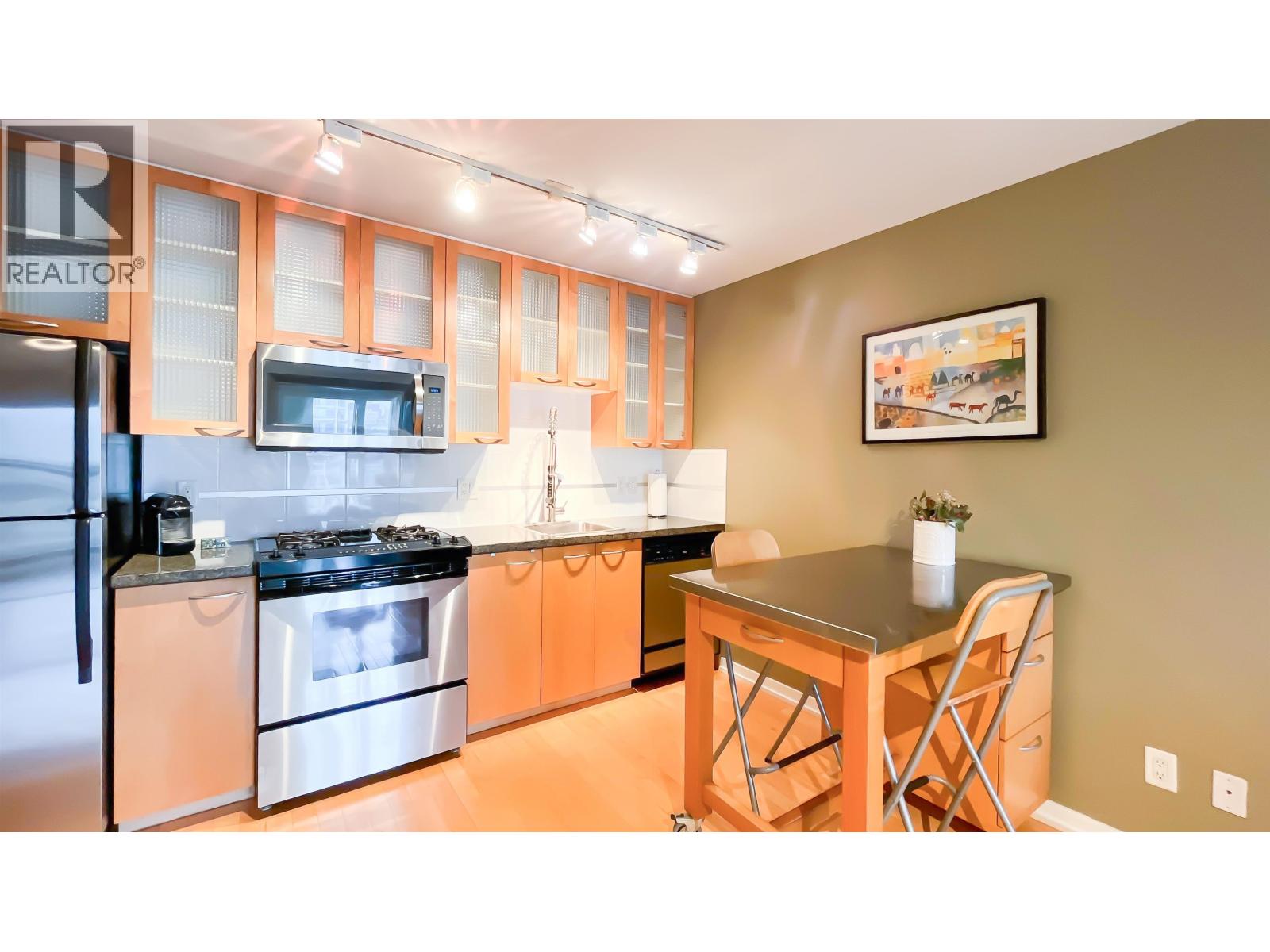 2005 969 Richards Street, Vancouver, British Columbia  V6B 1A8 - Photo 11 - R3053974