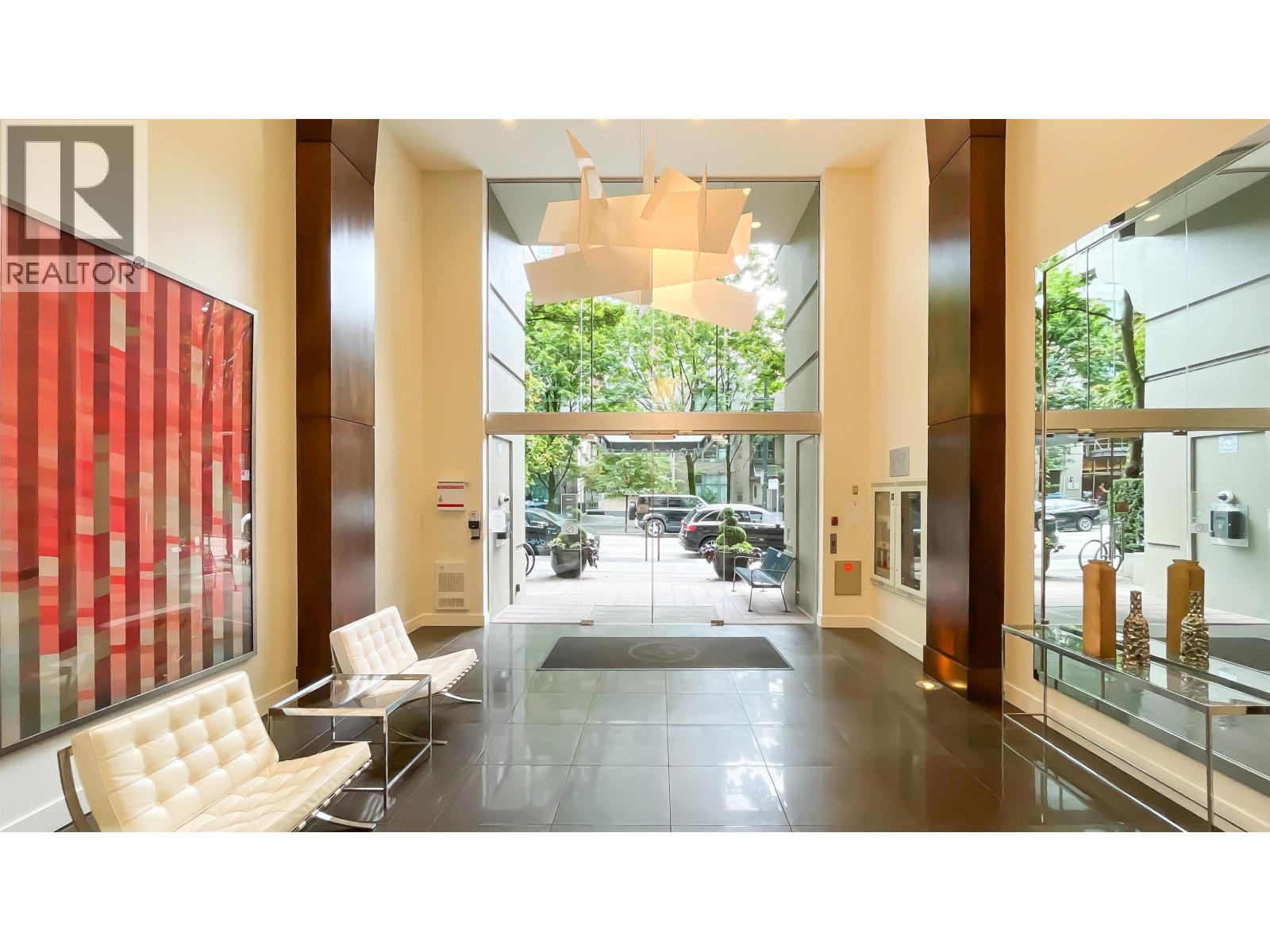 2005 969 Richards Street, Vancouver, British Columbia  V6B 1A8 - Photo 3 - R3053974