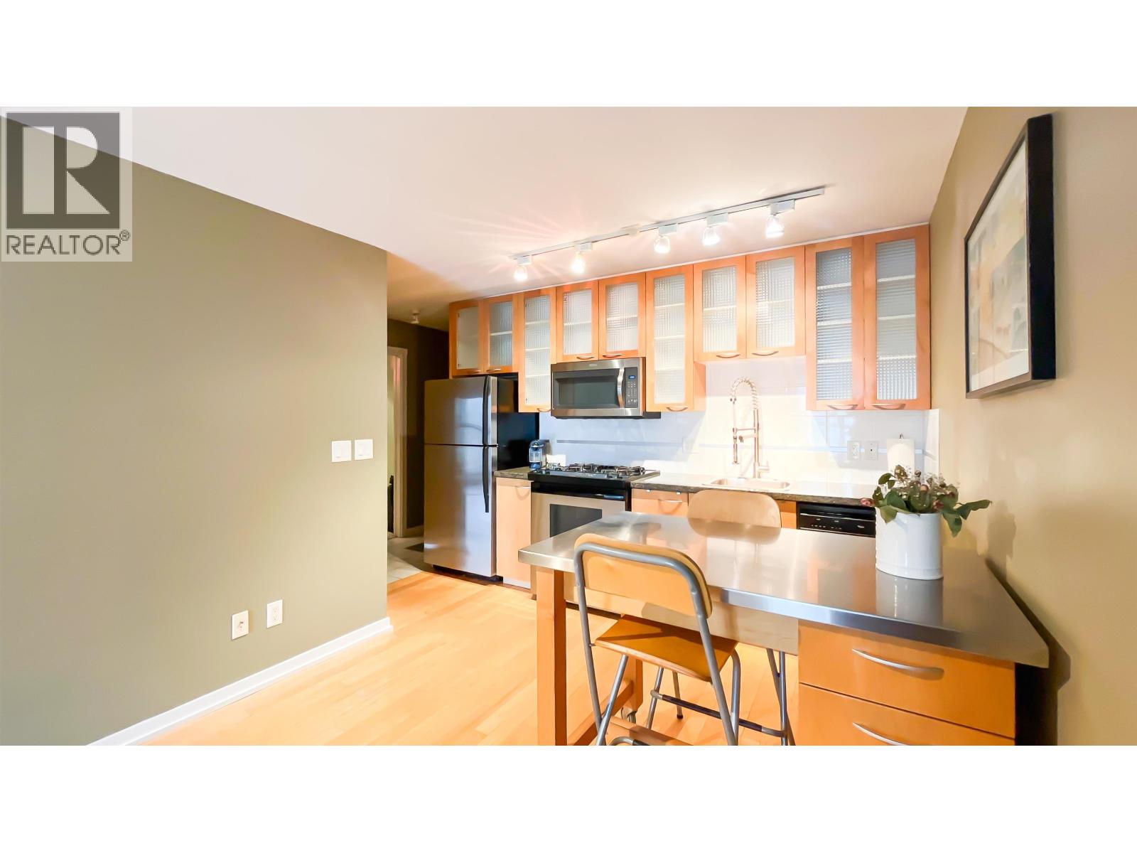 2005 969 Richards Street, Vancouver, British Columbia  V6B 1A8 - Photo 12 - R3053974