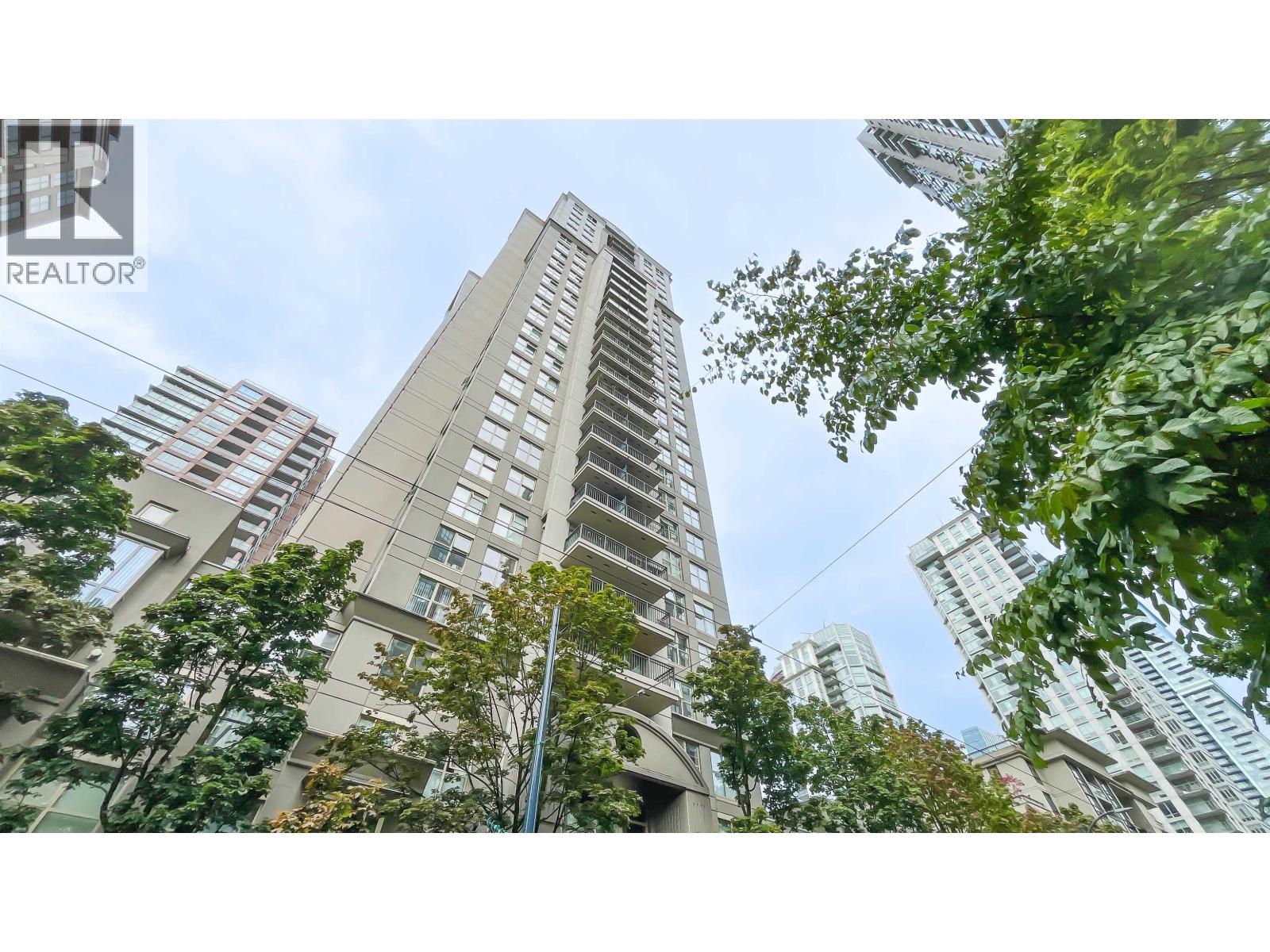 2005 969 RICHARDS STREET, vancouver, British Columbia