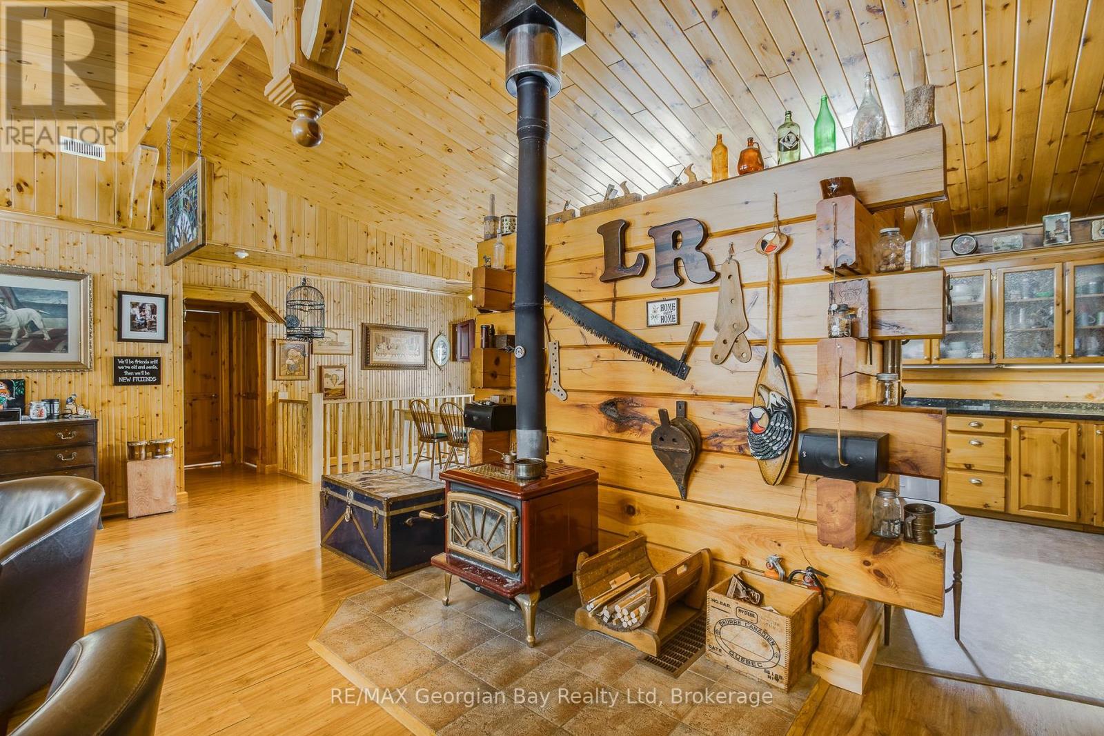 280 Conc 6 West Road W, Tiny, Ontario  L0L 2J0 - Photo 12 - S12427061