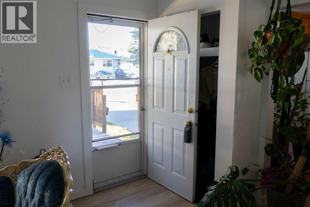 1014 19 Street N, Lethbridge, Alberta  T1H 3M1 - Photo 8 - A2263395