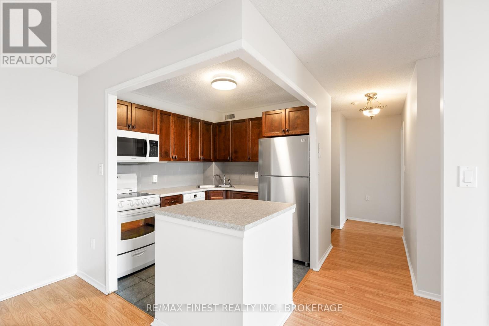 508 - 120 Barrett Court, Kingston, Ontario  K7L 5H6 - Photo 13 - X12466742