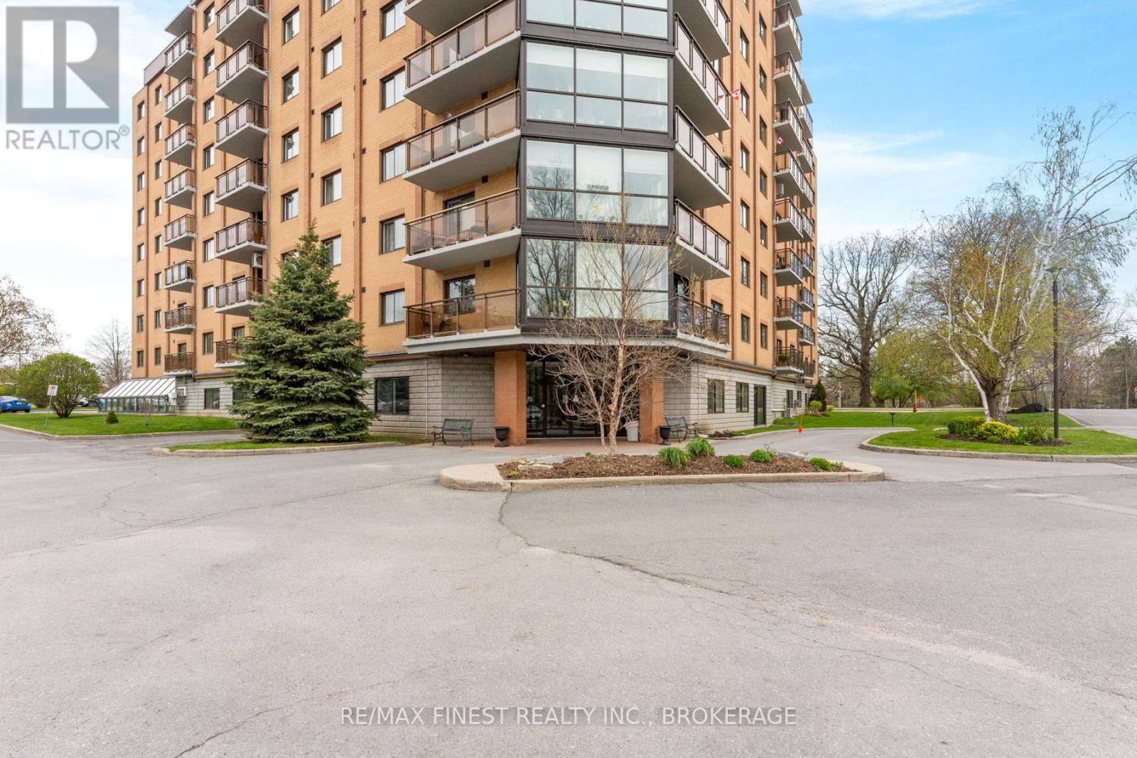508 - 120 Barrett Court, Kingston, Ontario  K7L 5H6 - Photo 3 - X12466742